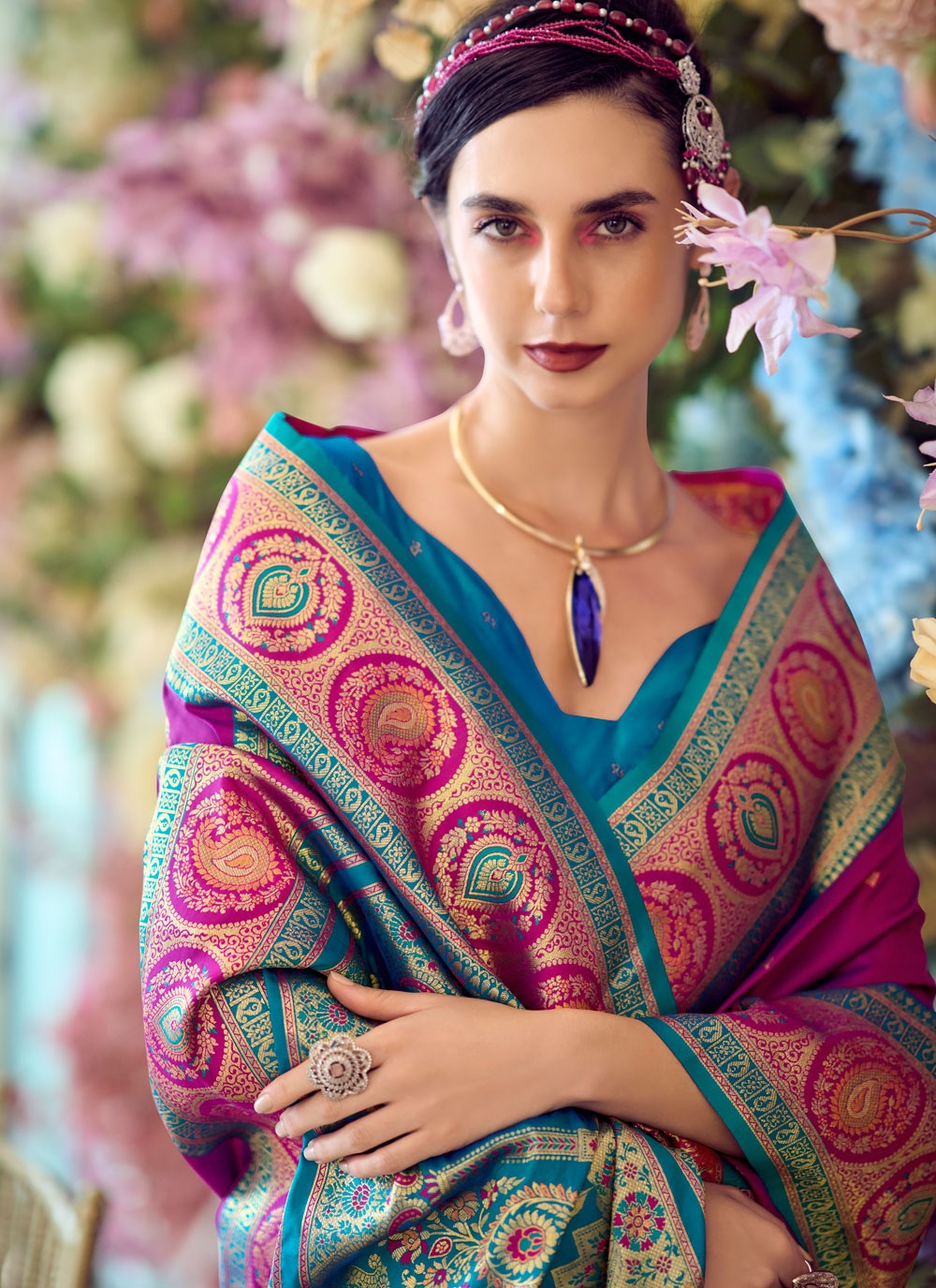 Traditional Weaving Zari Magenta, Purple Banarasi Silk Saree S13542