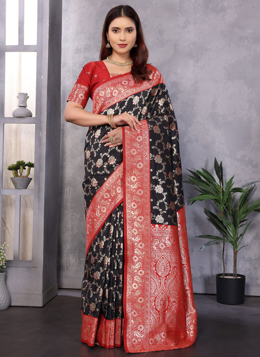 Black Banarasi Silk Classic Saree Weaving Zari S17660