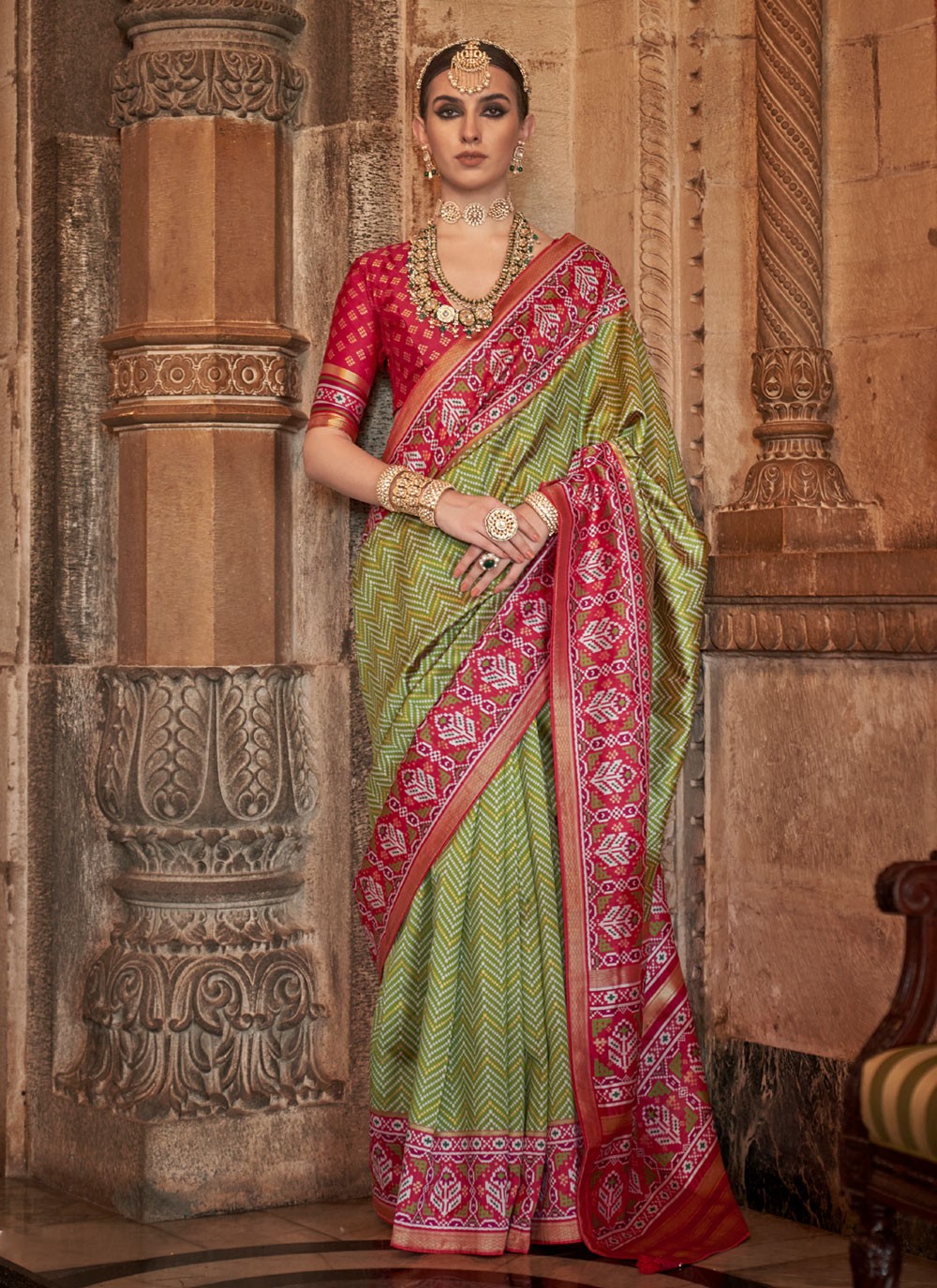 Classic Weaving Zari Banarasi Silk Saree - S3956