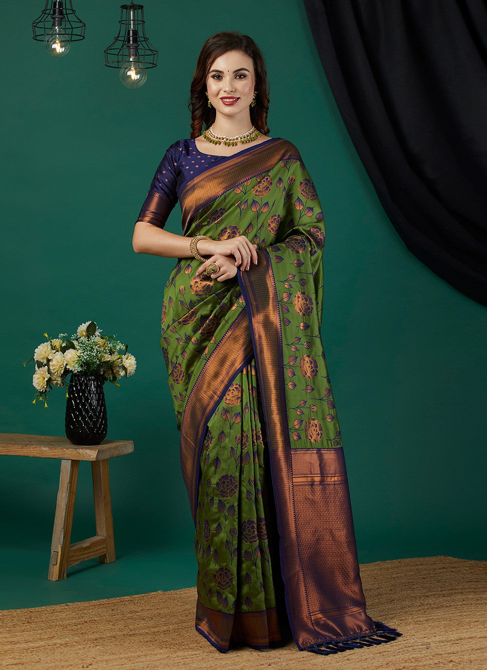Classic Saree Woven Green Banarasi Silk S12455