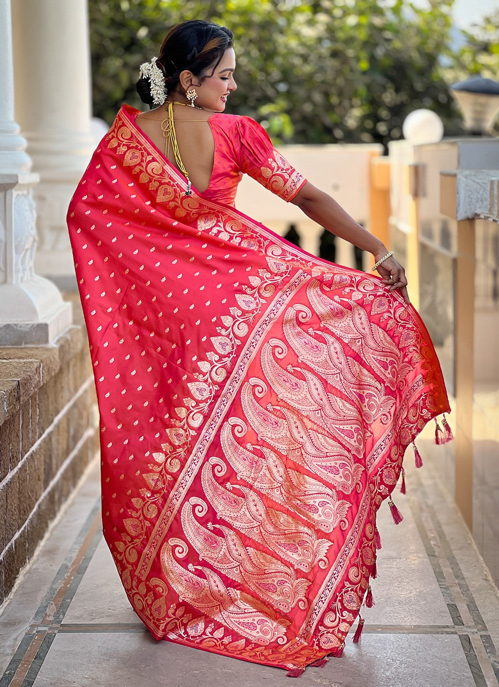 Pink Banarasi Silk Trendy Saree Woven S17145