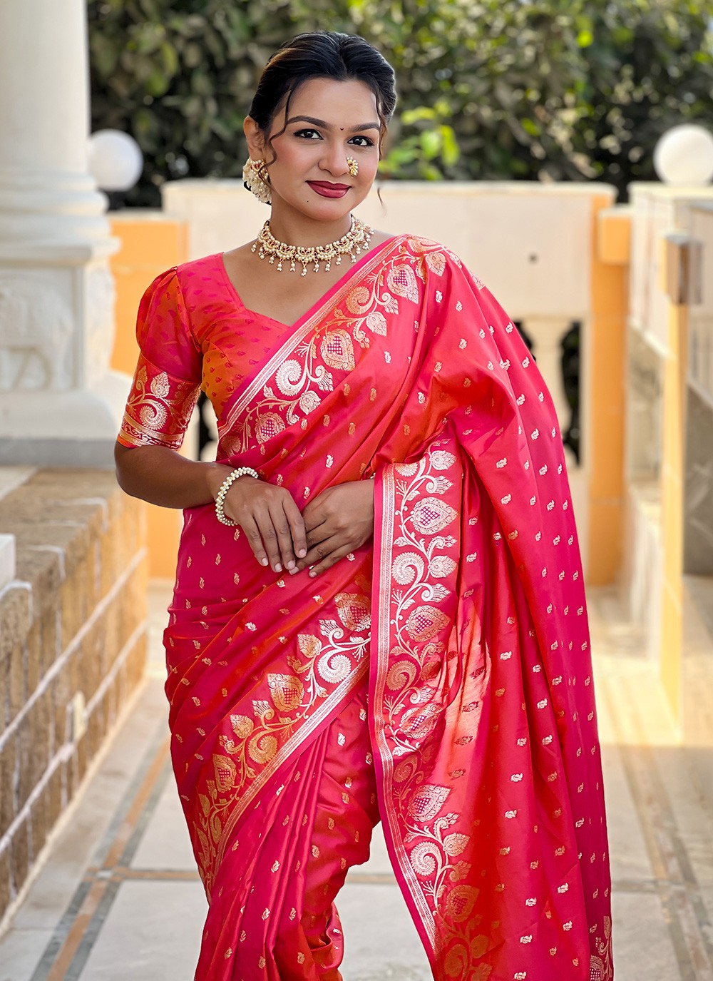 Pink Banarasi Silk Trendy Saree Woven S17145