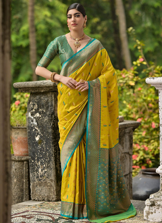 Classic Saree Woven Yellow Banarasi Silk Saree S13049