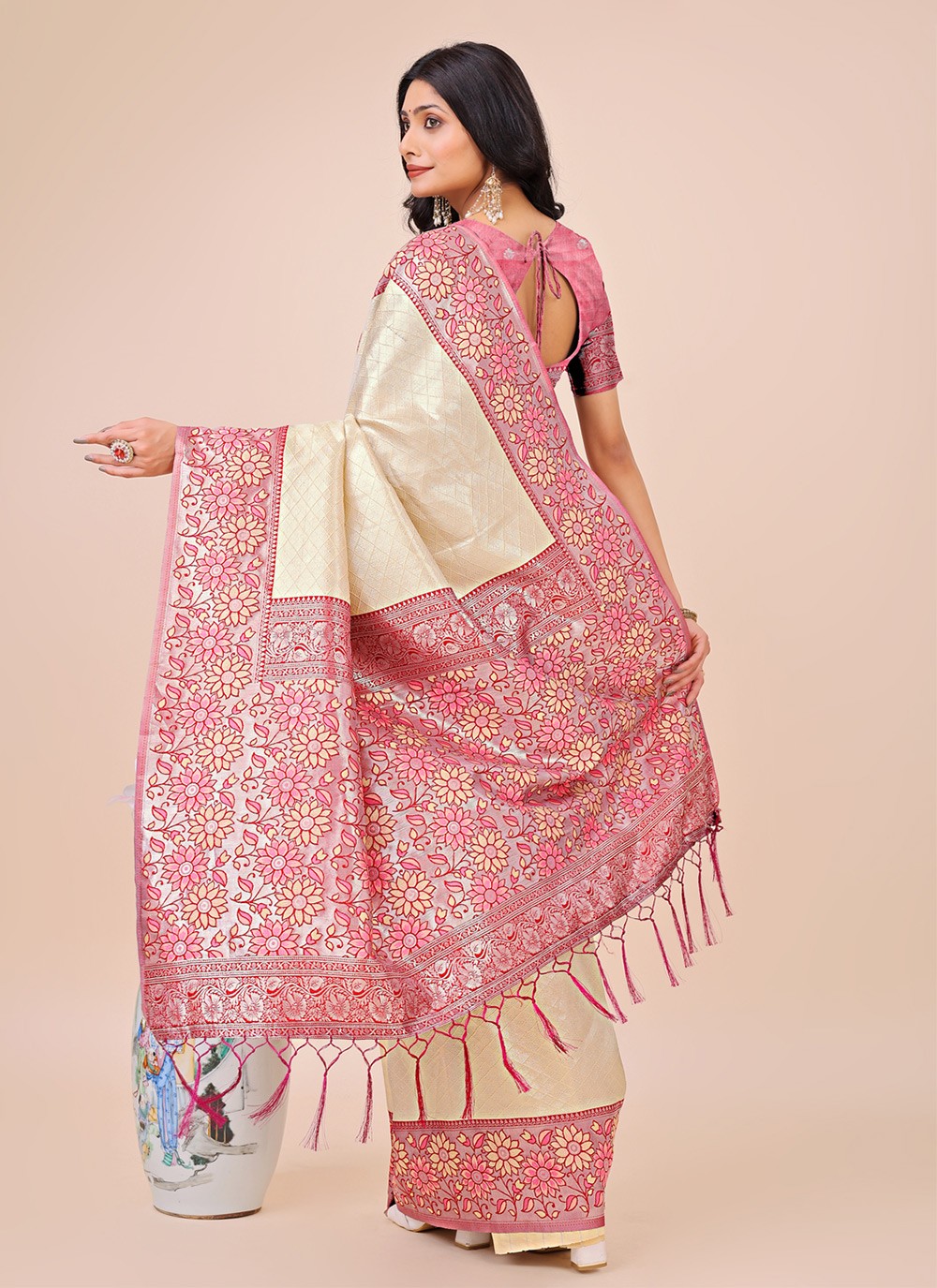 Woven Silk Beige Contemporary Saree S15166