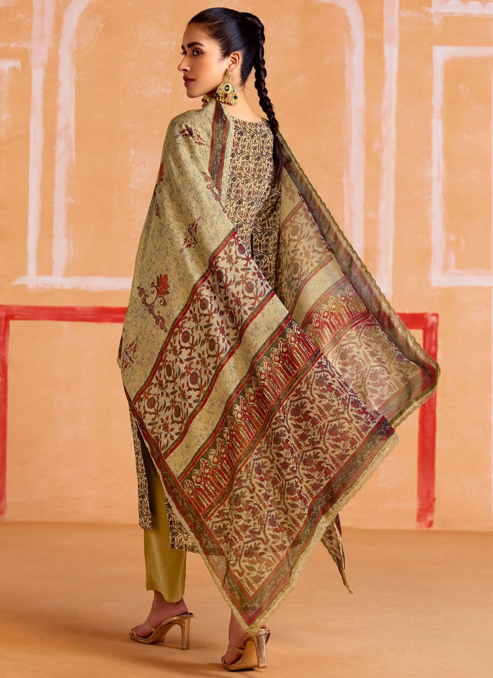Salwar Suit Digital Print Beige Muslin T5170