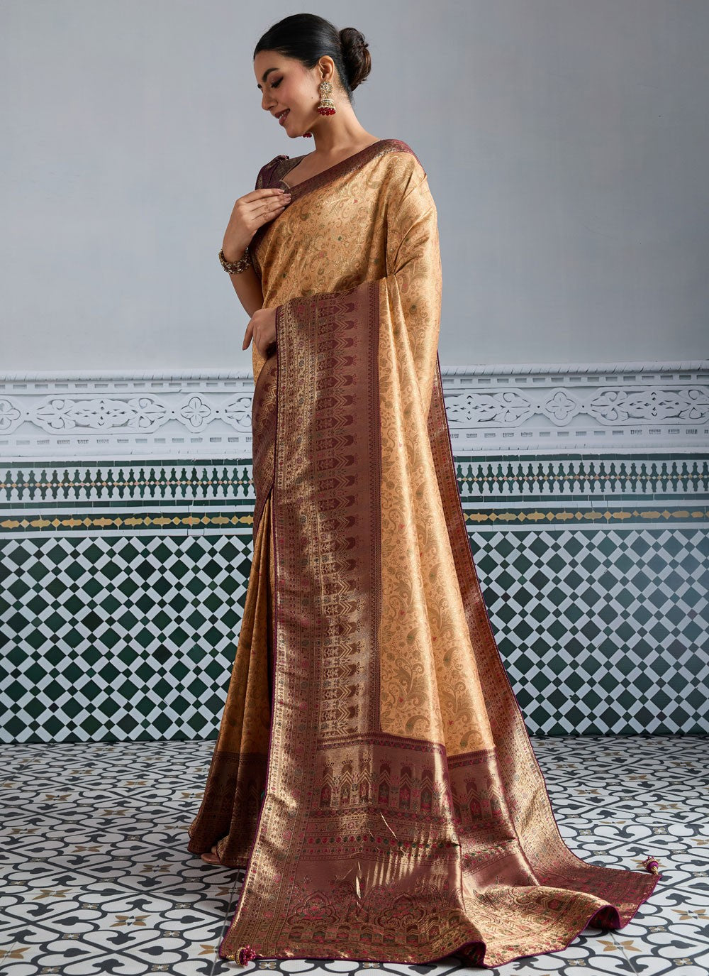 Beige Kanjivaram Silk Designer Saree Woven S18065