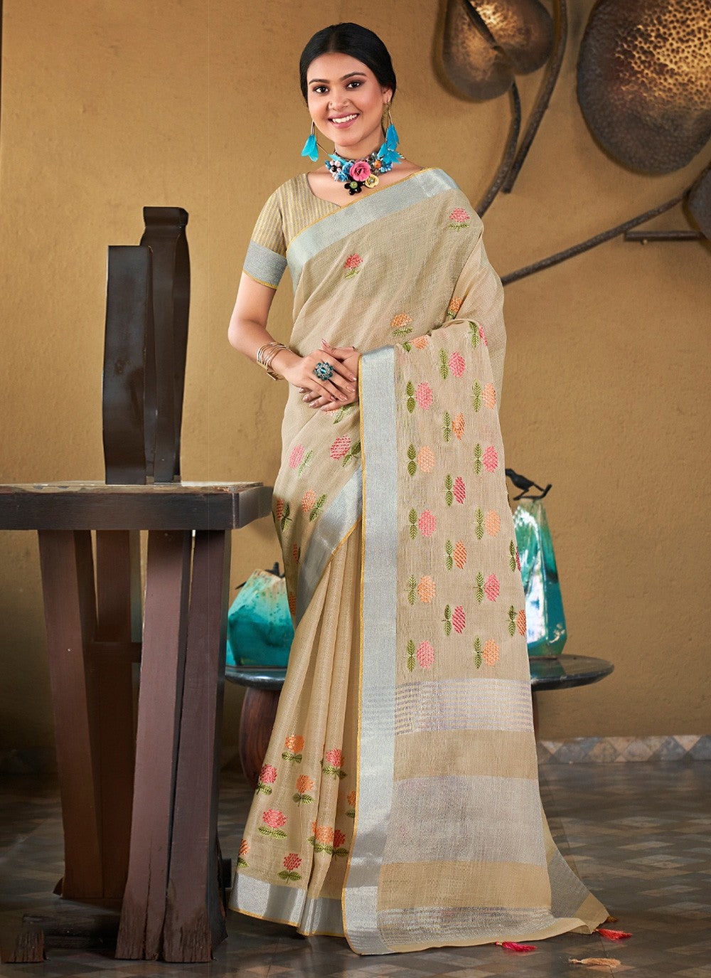 Classic Thread Linen Saree - S4180