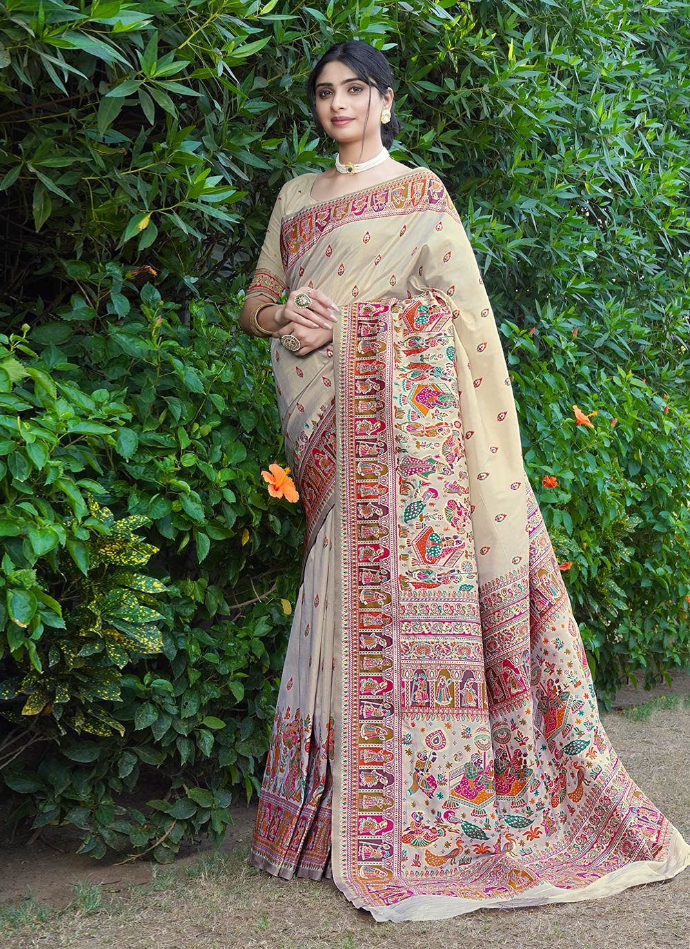 Traditional Weaving Zari Pure Silk Saree - S8496