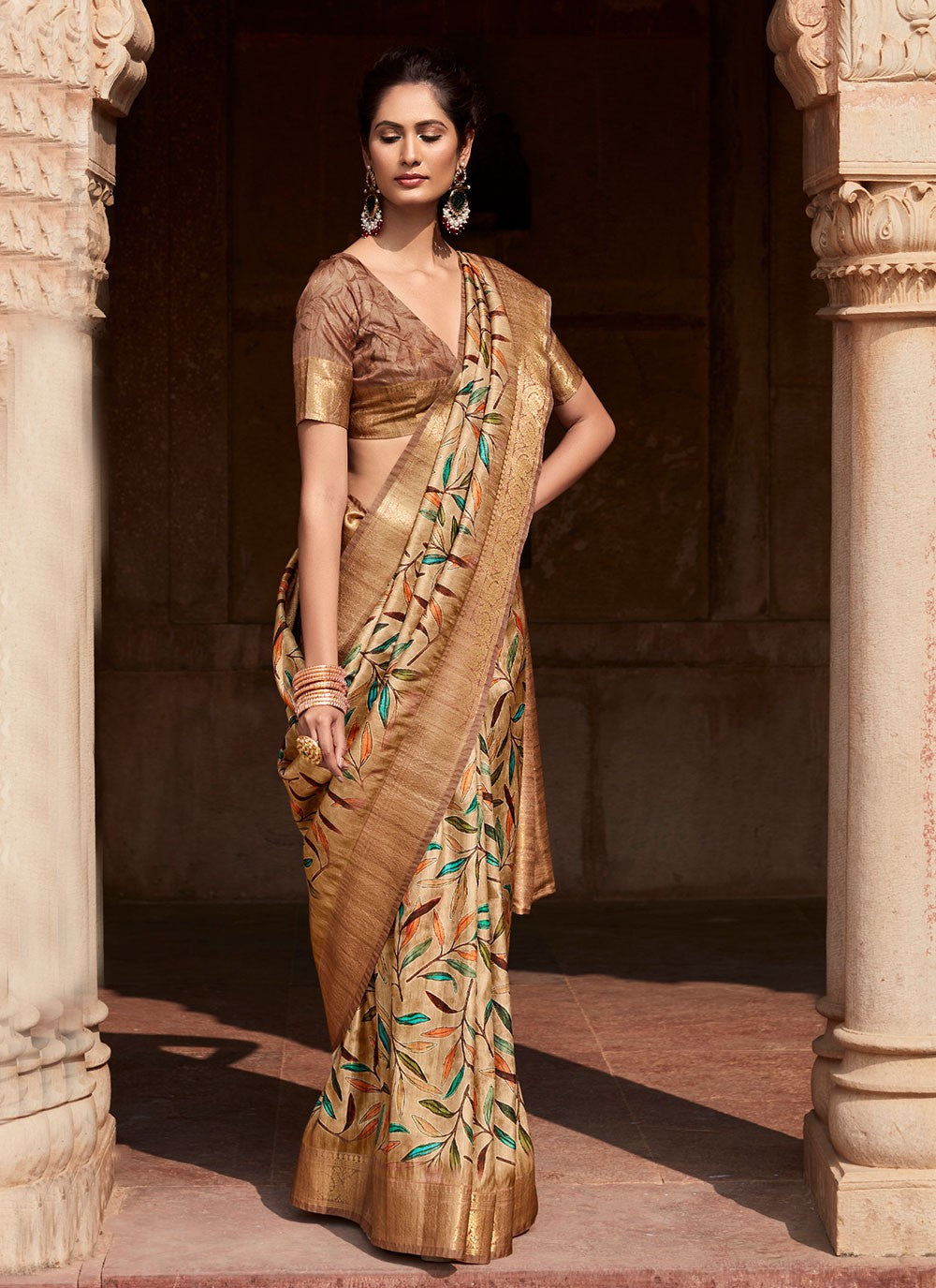 Classic Woven Handloom Silk Saree - S4503