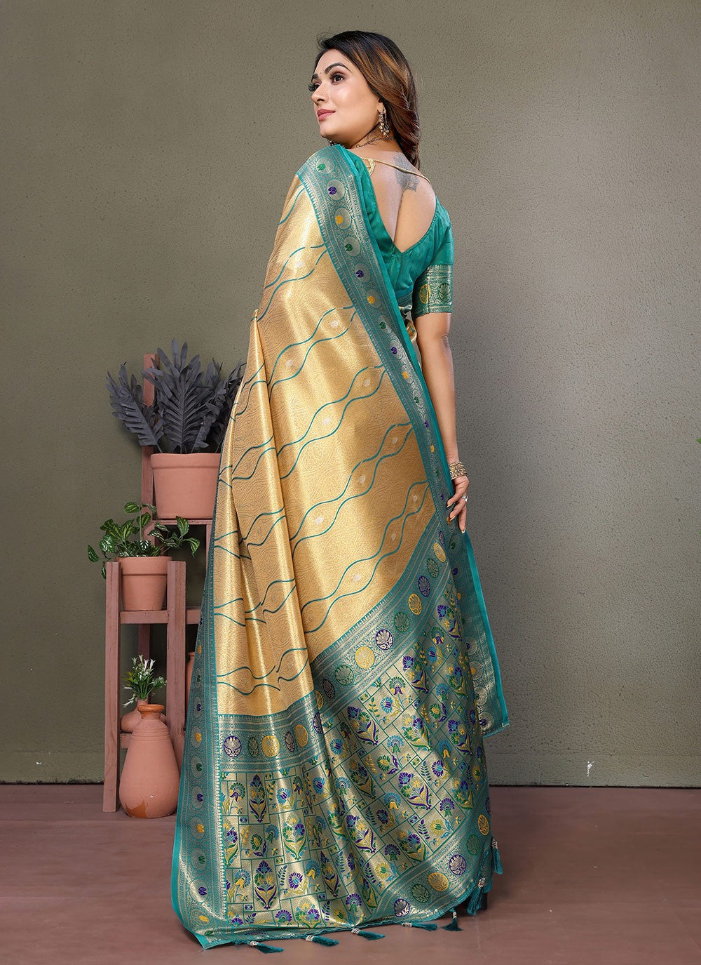 Woven Banarasi Silk Beige Saree S14788