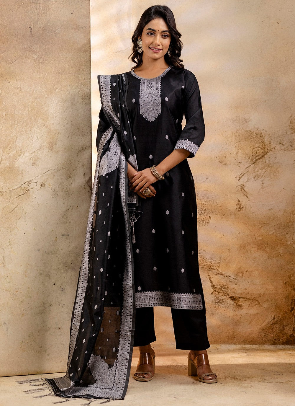 Salwar Suit Jacquard Work, Weaving Zari Black T7354