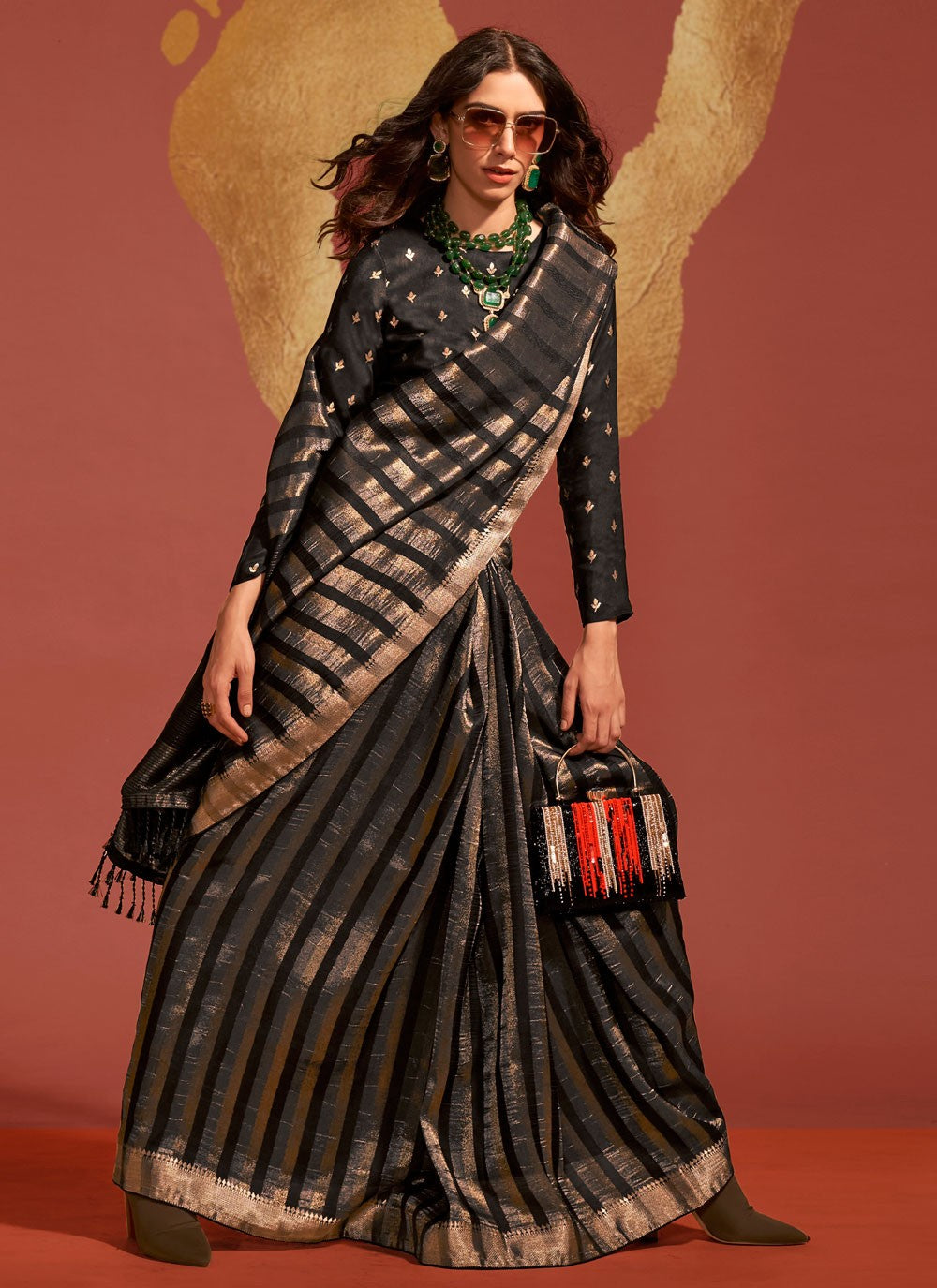 Trendy Weaving Zari Viscose Saree - S5856