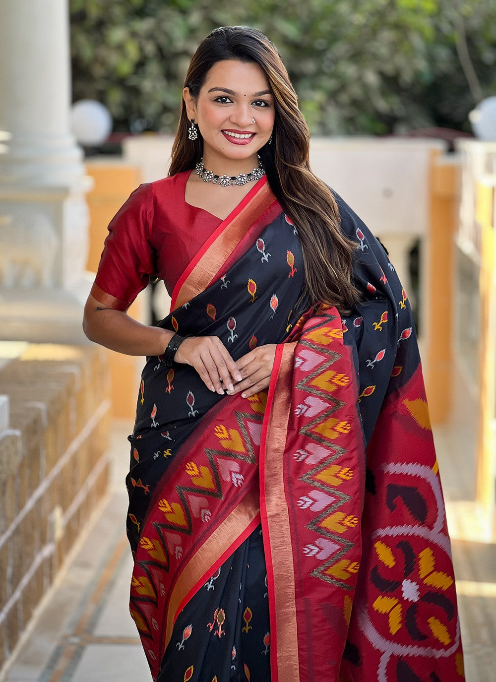 Weaving Zari Silk Black Saree S14309