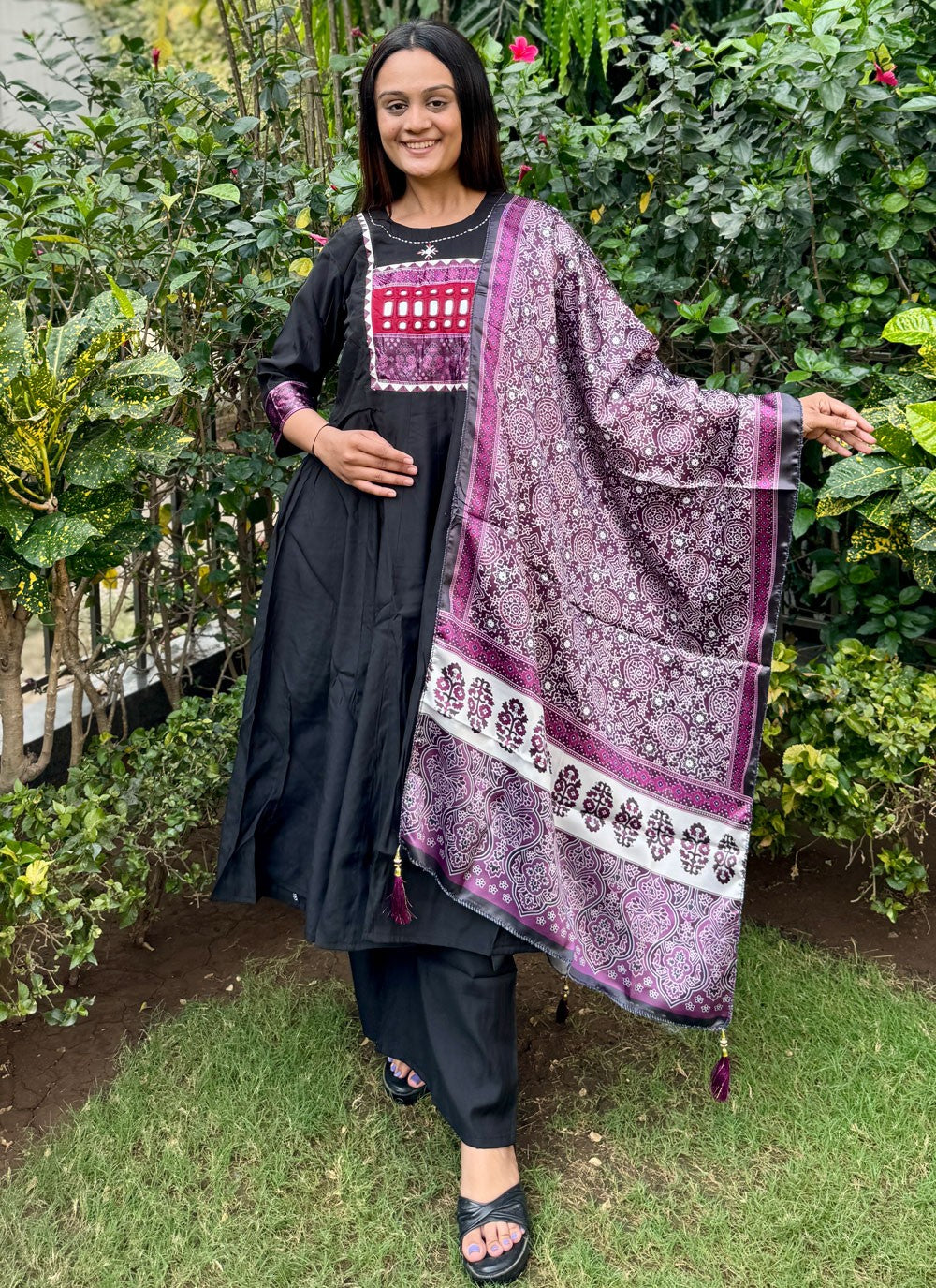 Archive Printed, Thread 316462 Black T6726