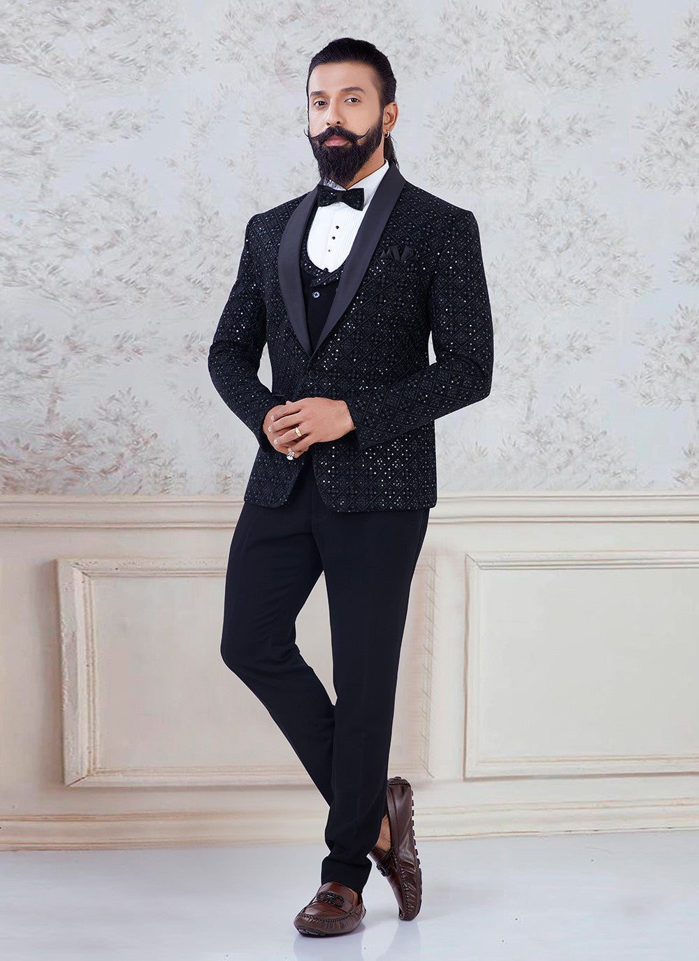 Buttons Velvet Black Tuxedo Suit - M3123
