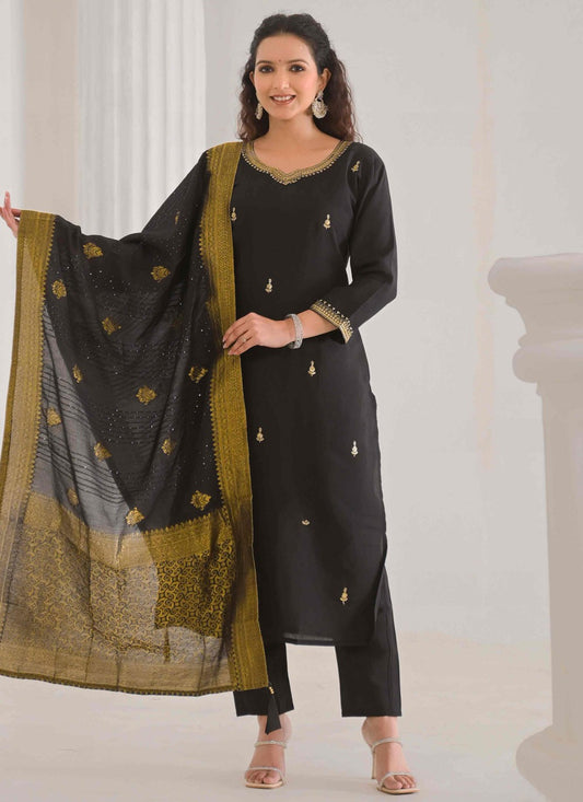 Archive Embroidered 316793 Black T6827