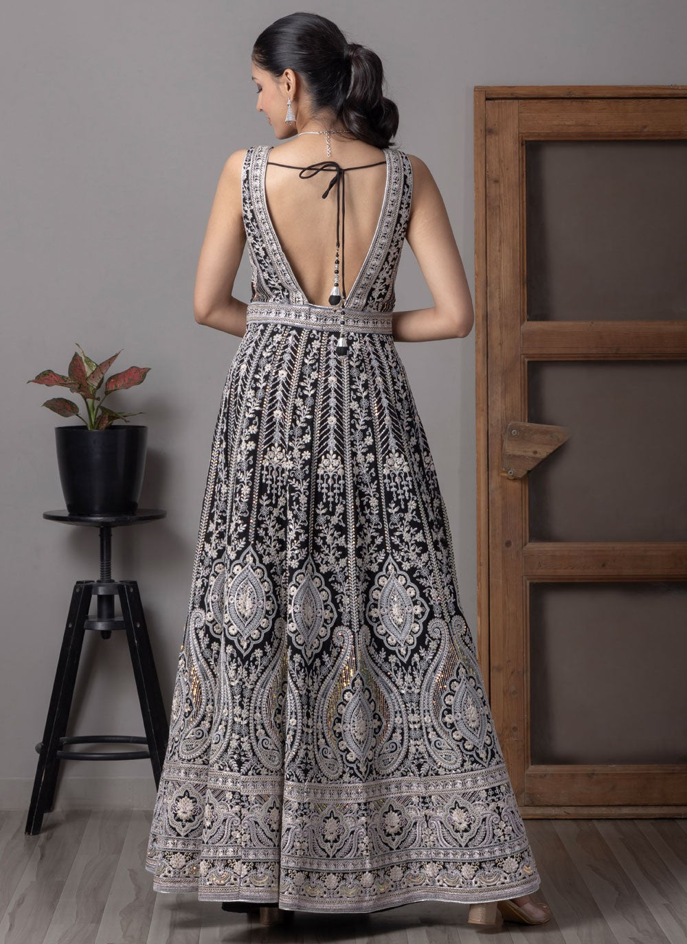 Embroidered Georgette Black Salwar Suit T6523