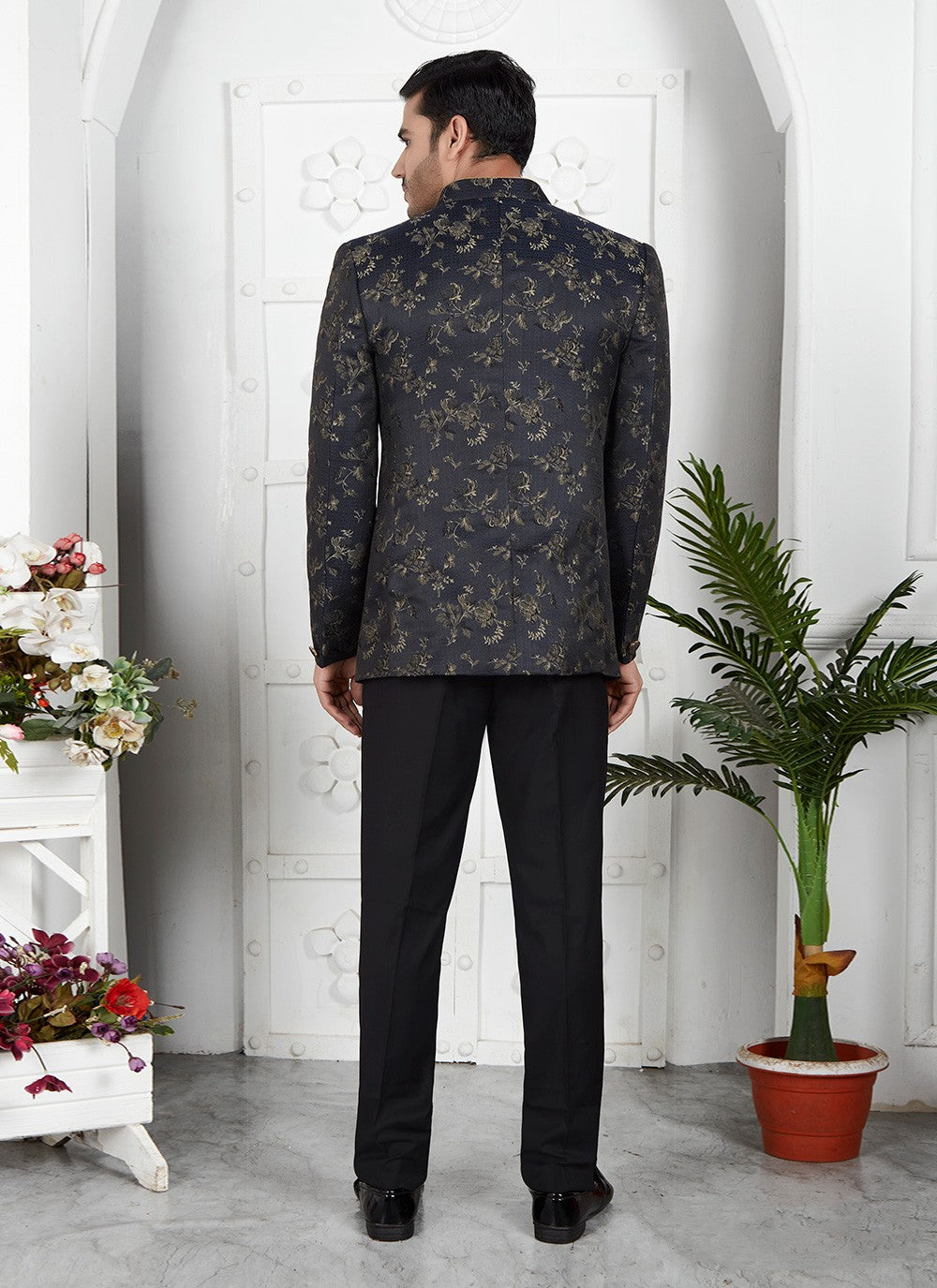 Fancy Work Jacquard Silk Black Jacket Style - M6648