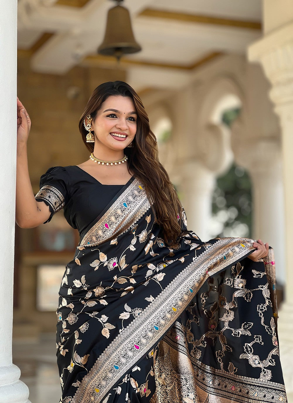 Black Banarasi Silk Trendy Saree Jacquard Work S16581