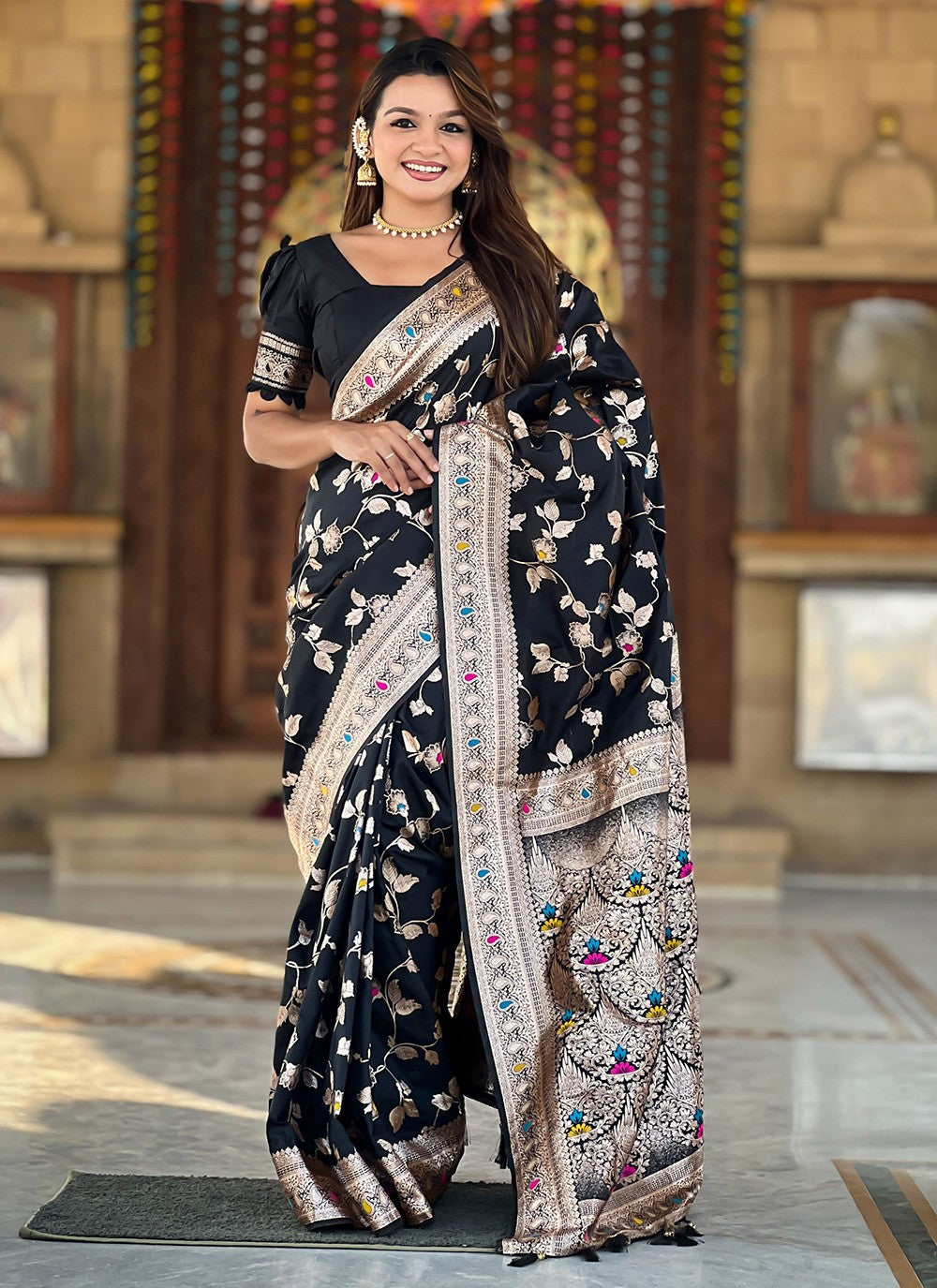 Black Banarasi Silk Trendy Saree Jacquard Work S16581