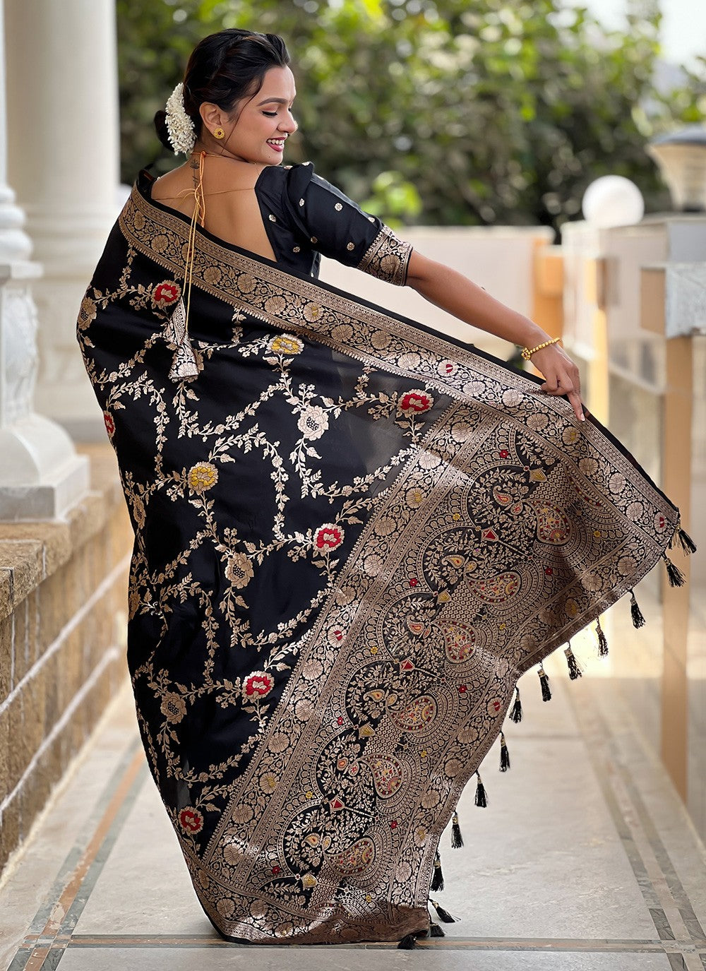 Black Banarasi Silk Trendy Saree Meenakari S16322