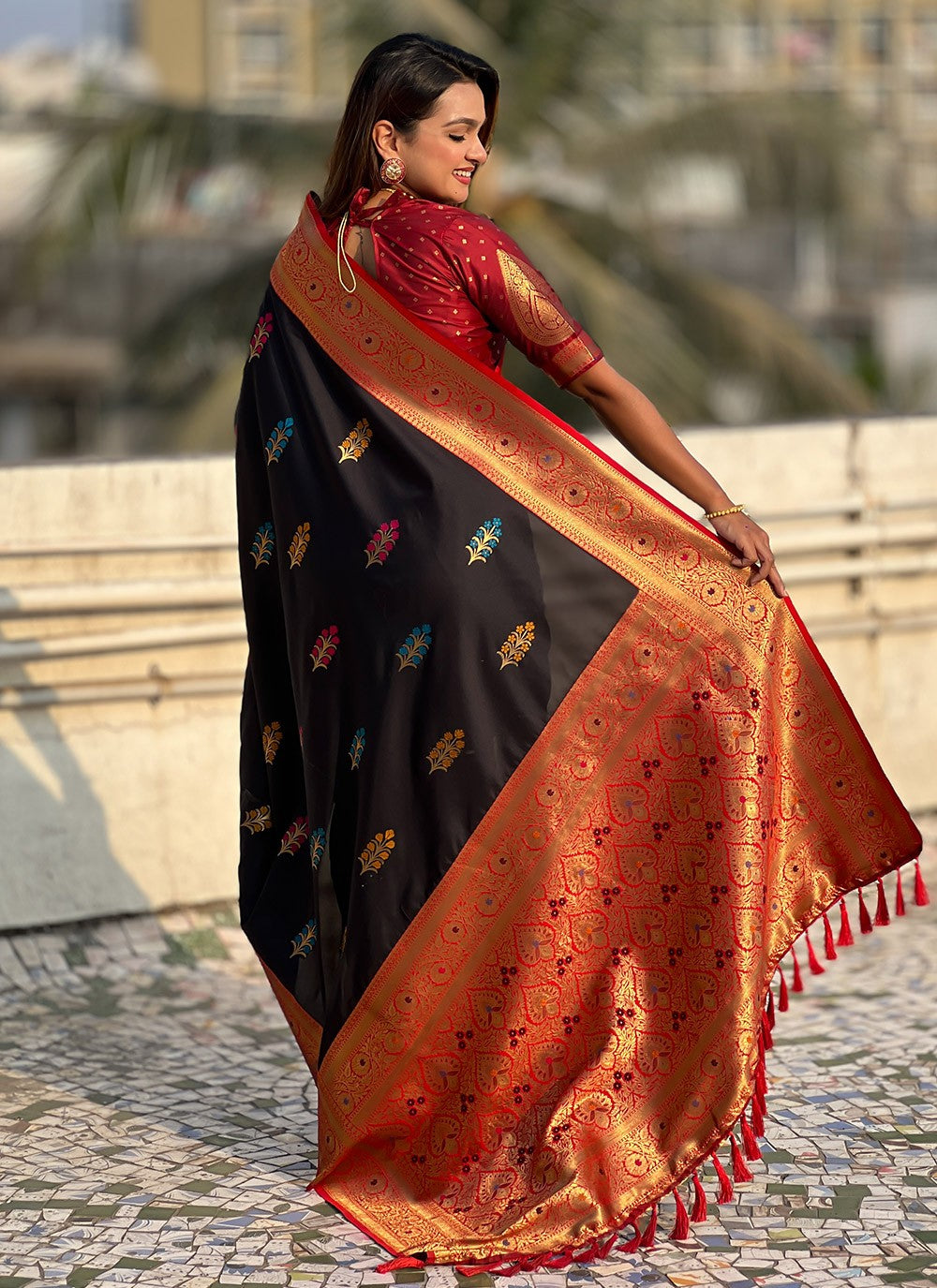 Meenakari Silk Black Trendy Saree S15303