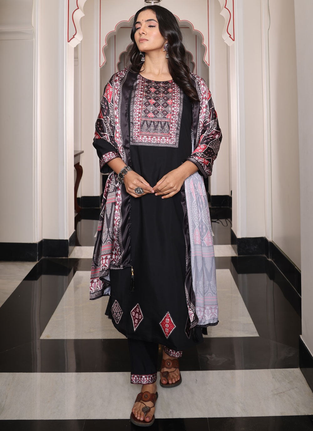 Salwar Suit Sequins Black Shimmer T5747