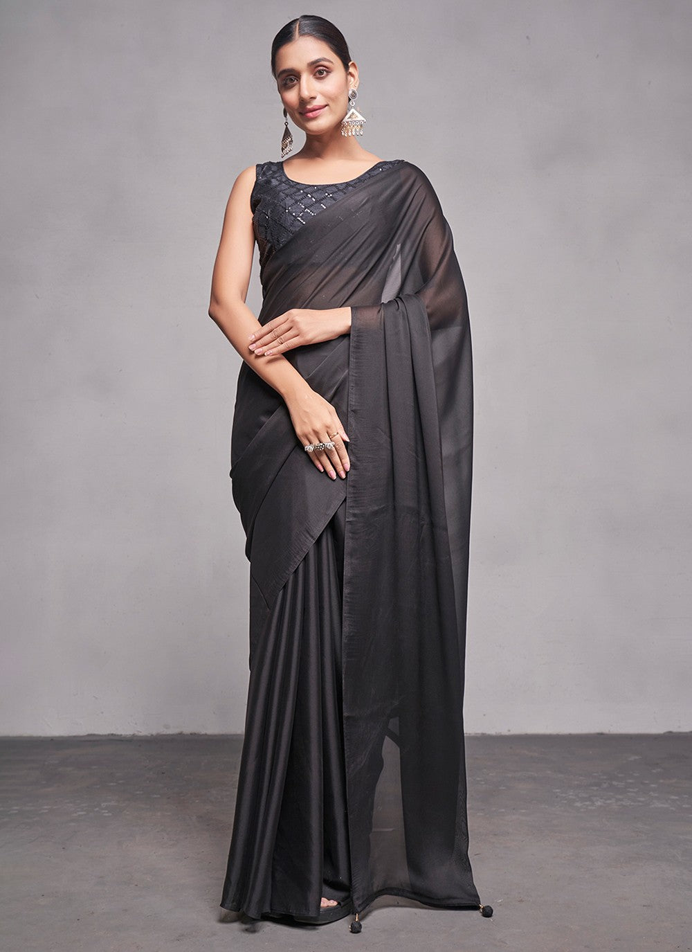 Classic Plain Rangoli Saree - S4784