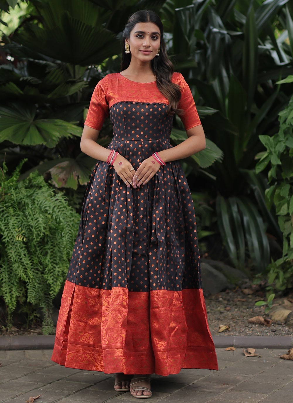 Banarasi Jacquard Gown - G1255