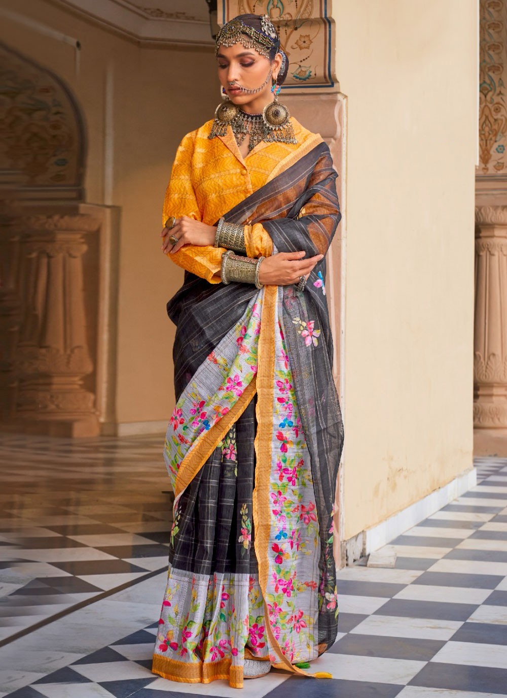 Trendy Floral Printed Linen Saree - S4987