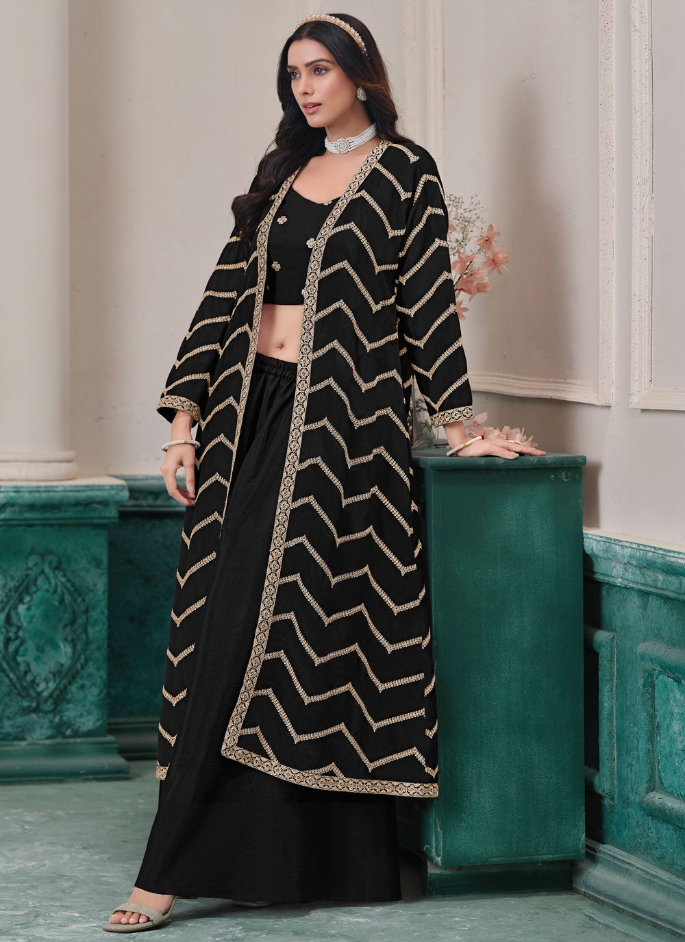 Palazzo Suit Embroidered, Zari Black T7550