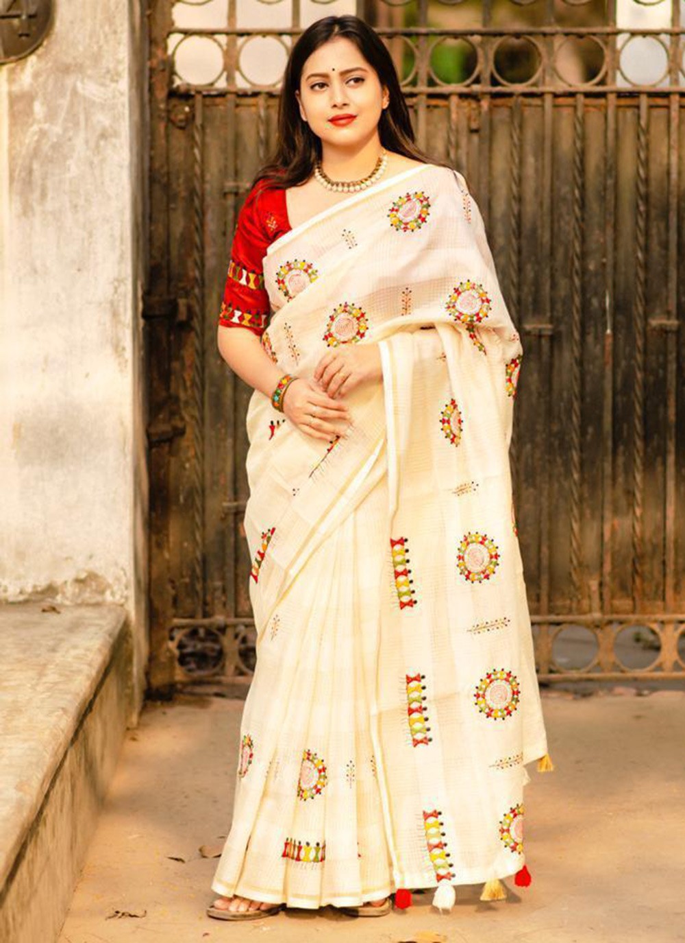 Trendy Fancy Work Chiffon Saree - S5752