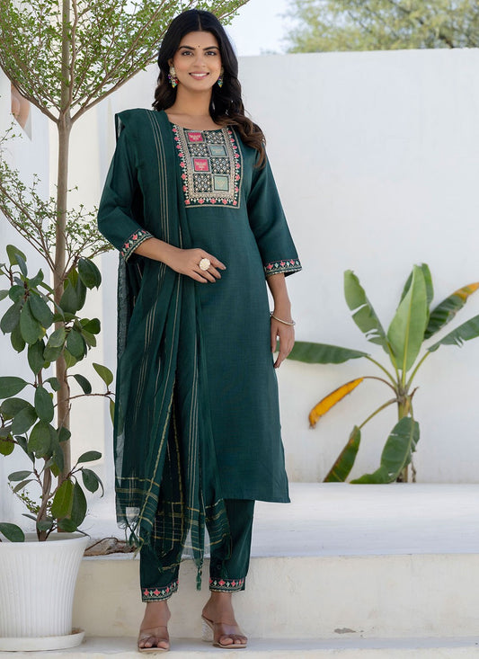 Pant Style Suit Embroidered Green T7689