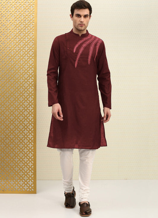 Embroidered Blended Cotton Maroon Kurta - M4537