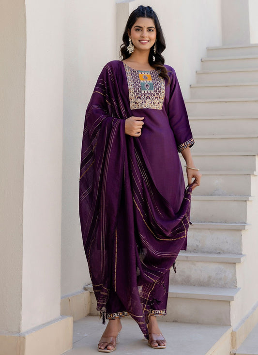 Pant Style Suit Embroidered Purple T7693