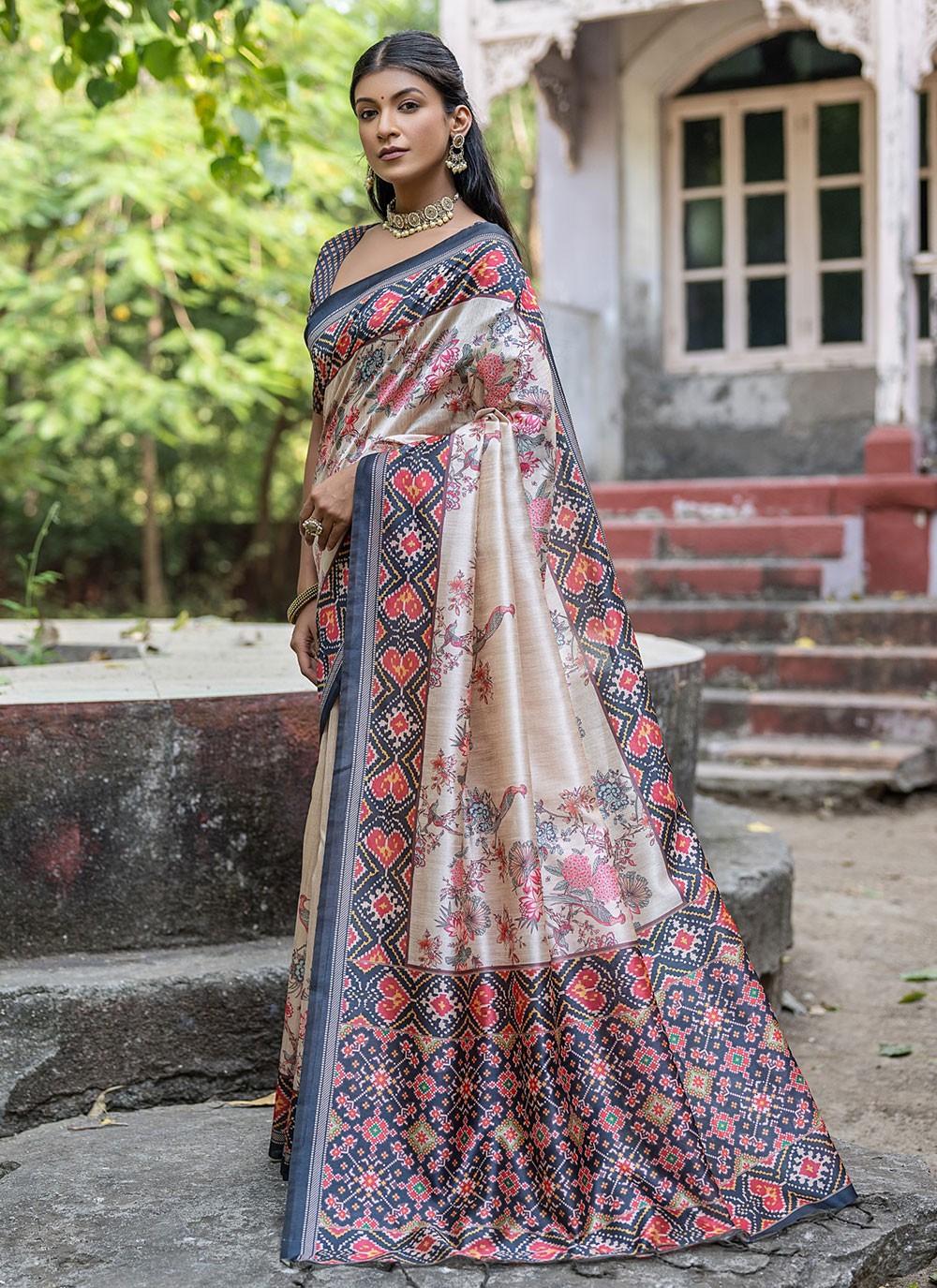 Classic Printed Tussar Silk Saree - S5709