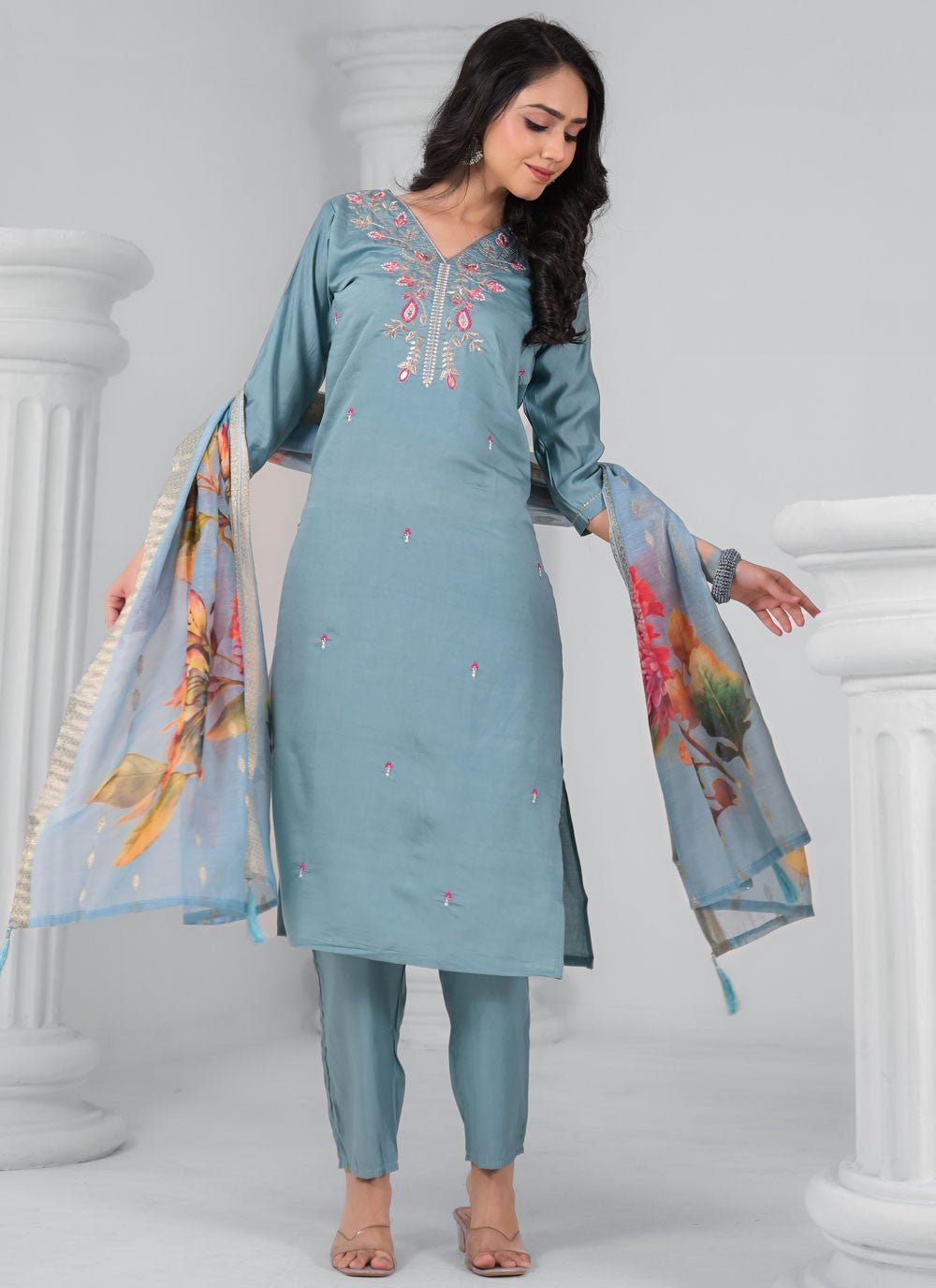Salwar Suit Embroidered Blue T7345