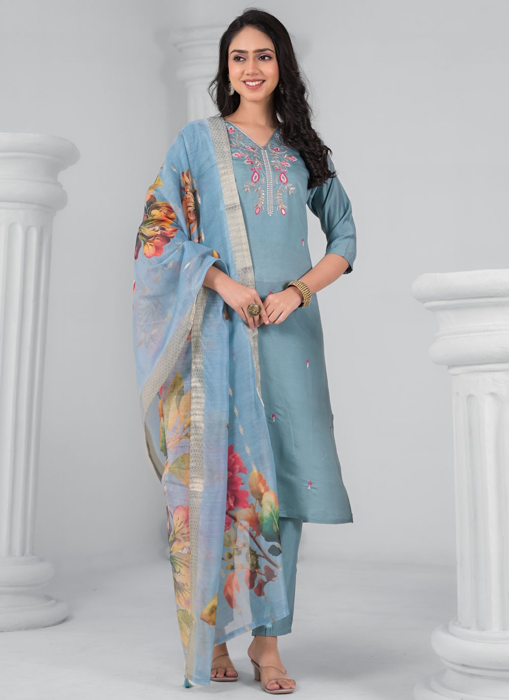 Salwar Suit Embroidered Blue T7345
