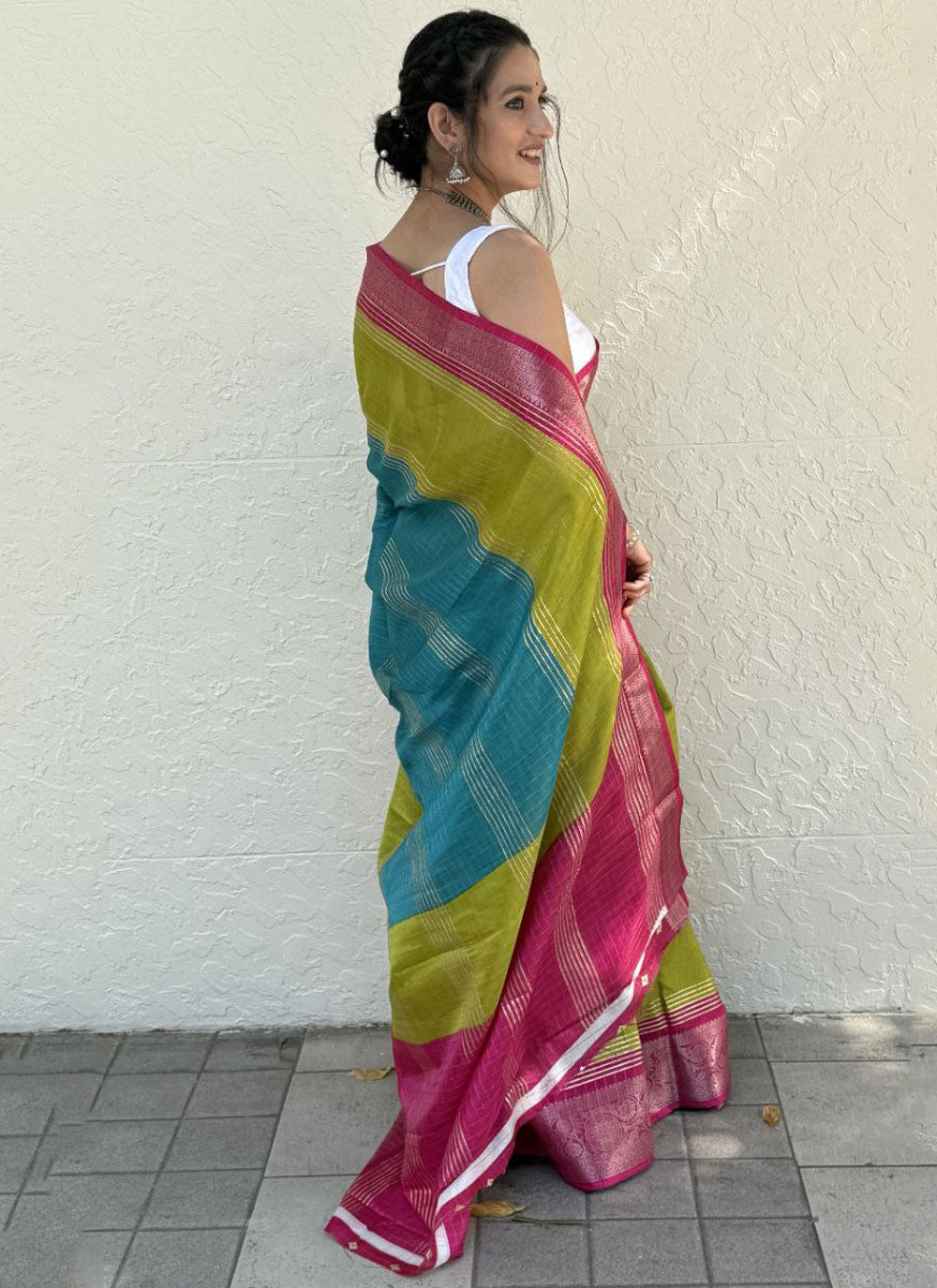 Foliage Prints Pure Dola Saree - S11844