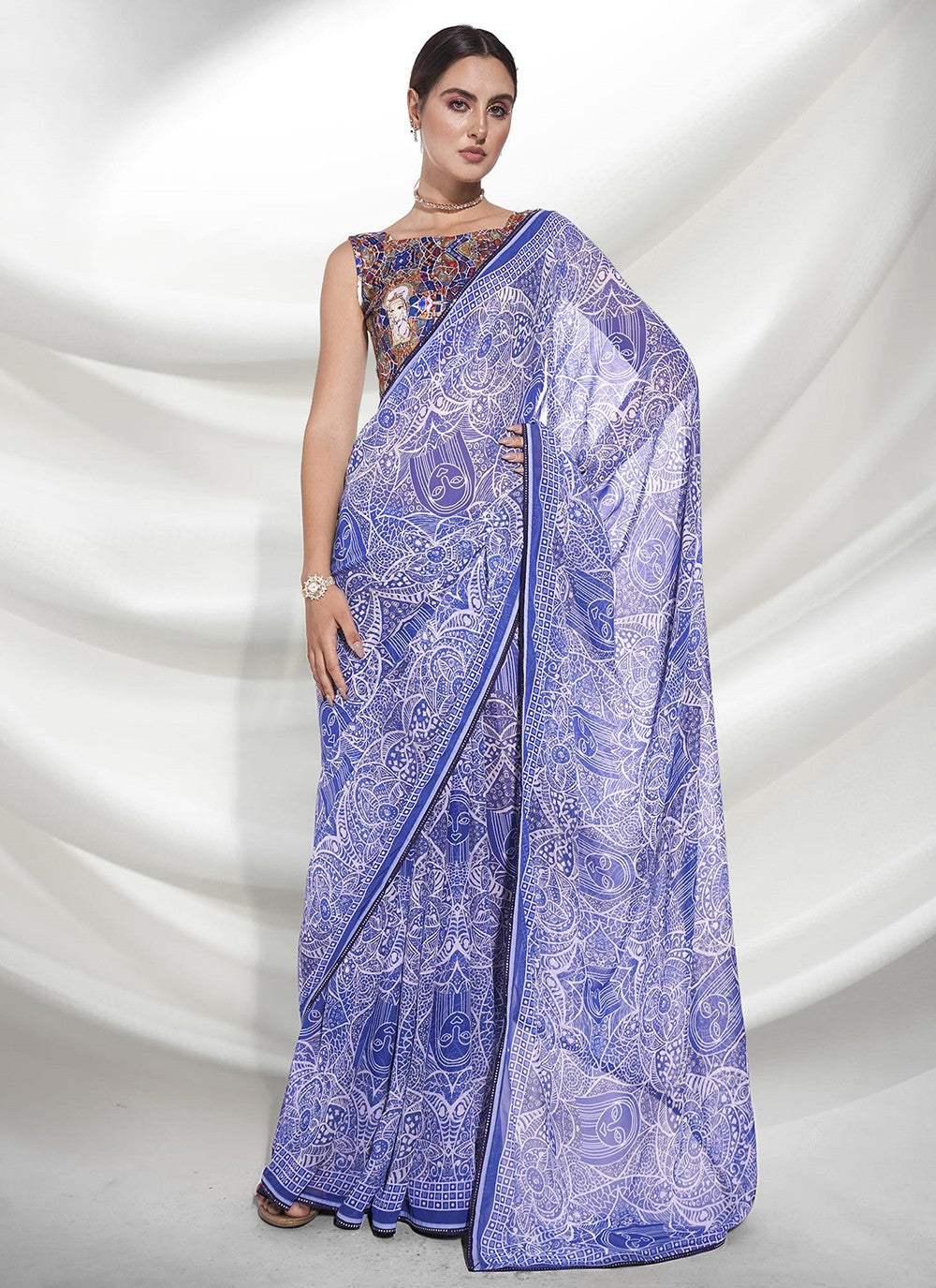 Trendy Embroidered Net Saree - S5258