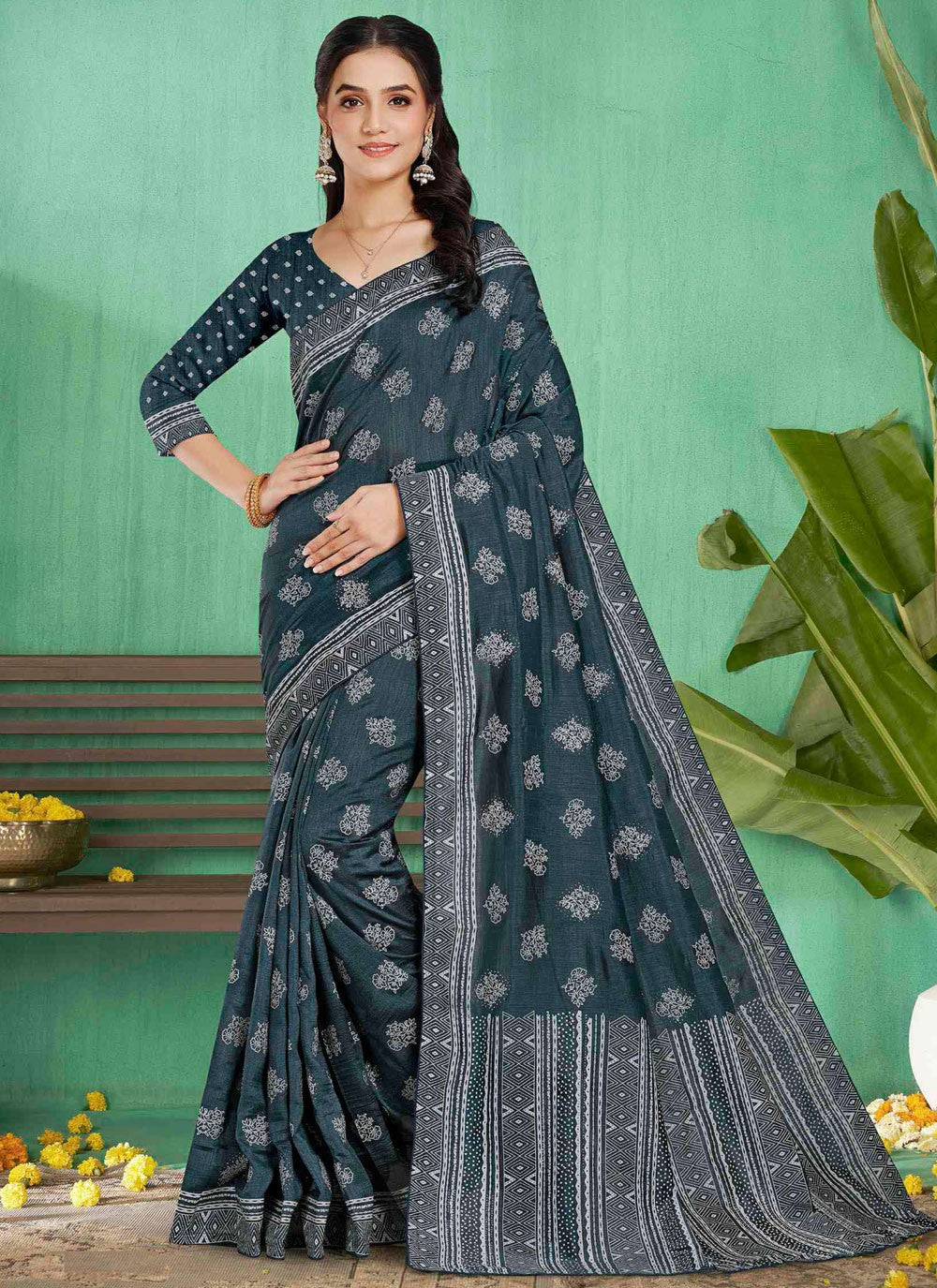 Casual Abstract Print Blue Silk Saree S13217