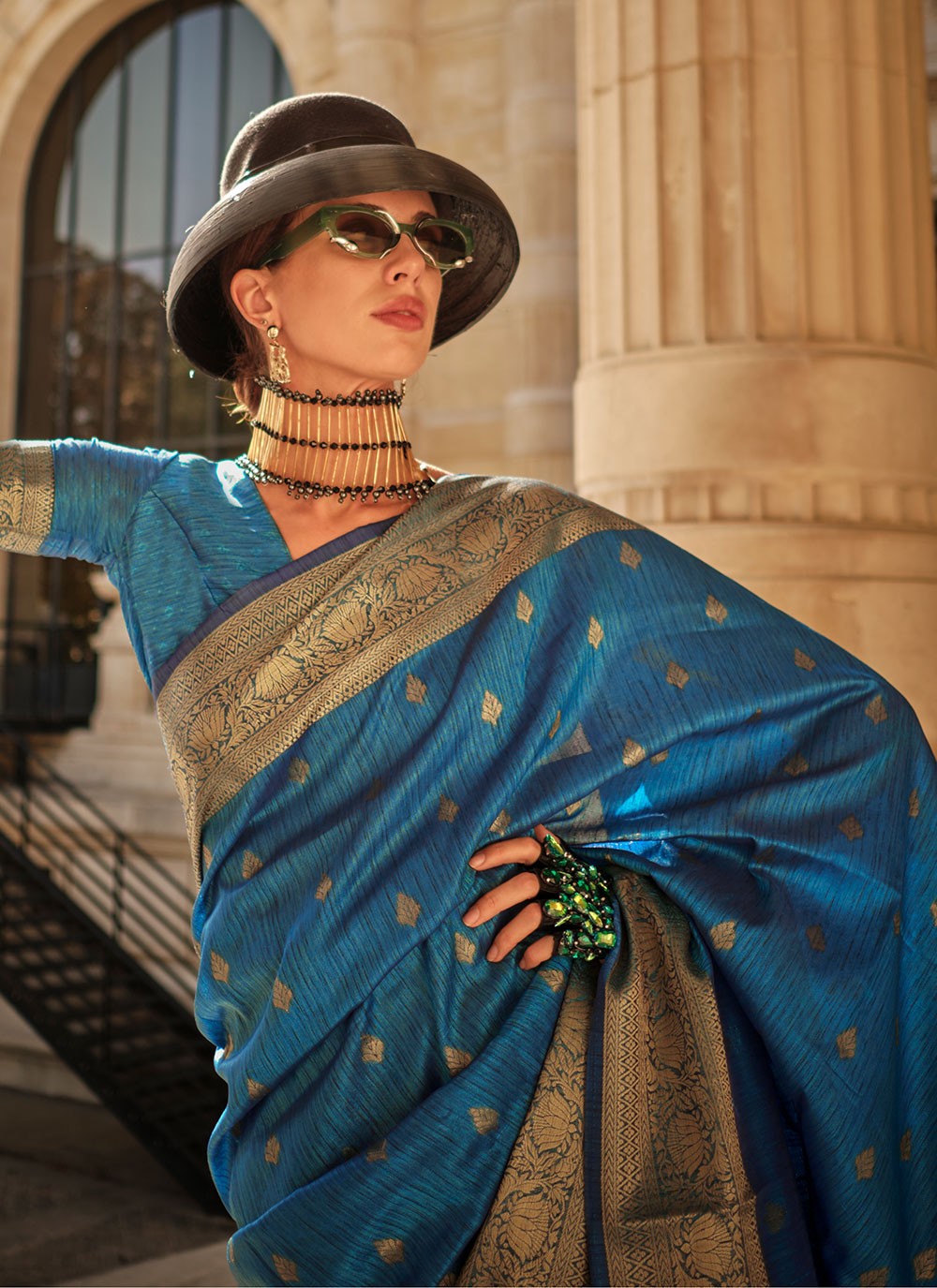 Classic Weaving Zari Silk Saree - S4917