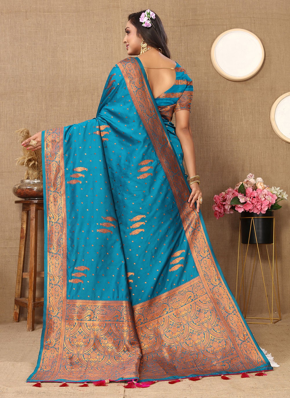 Classic Weaving Zari Silk Saree - S5472