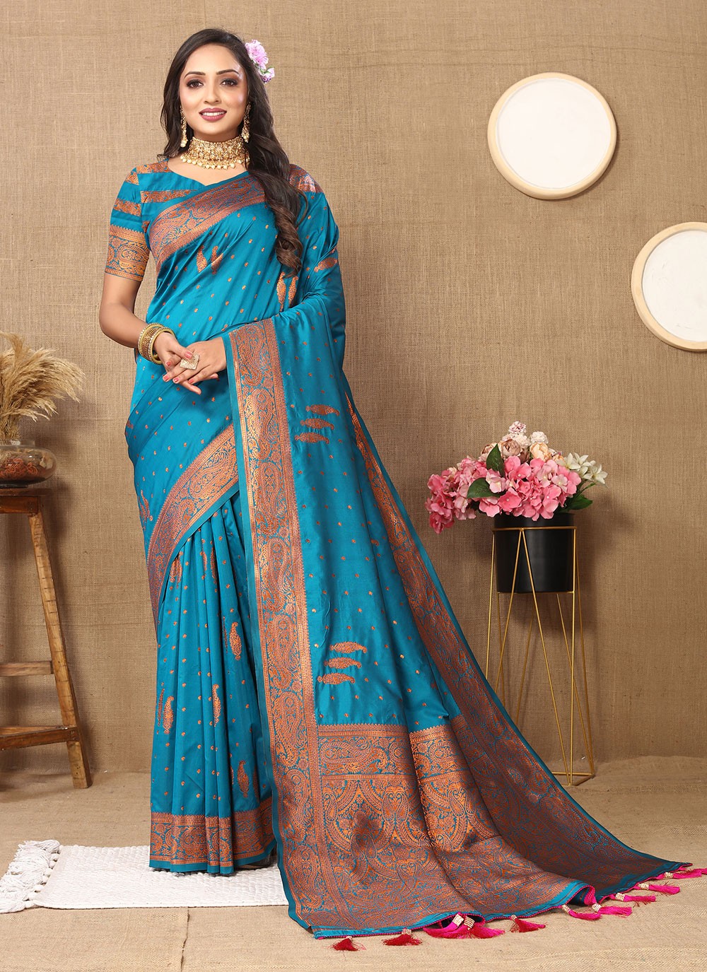 Classic Weaving Zari Silk Saree - S5472