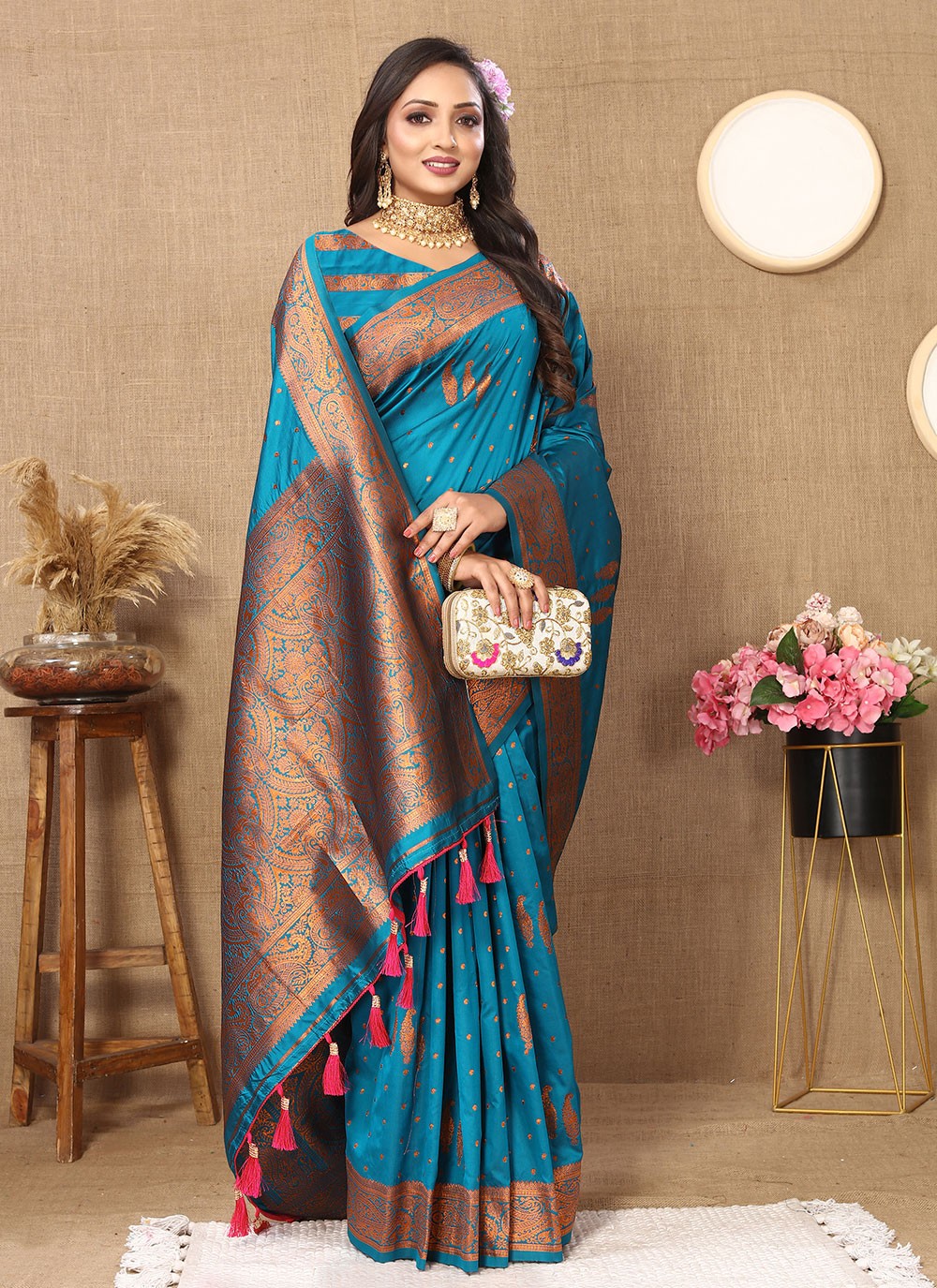 Classic Weaving Zari Silk Saree - S5472