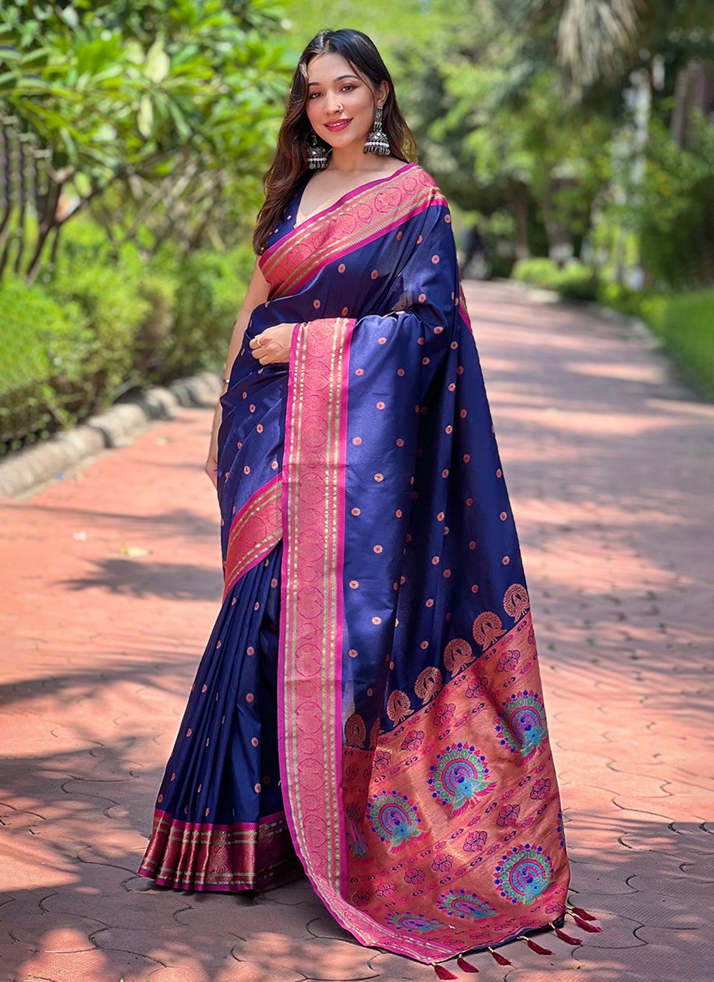 Traditional Weaving Zari Paithni, Silk Saree - S8590