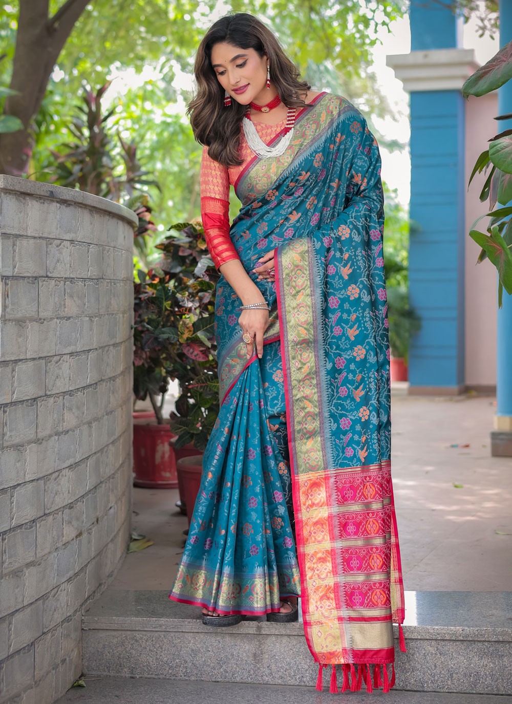 Classic Saree Woven Blue Patola Silk S12437
