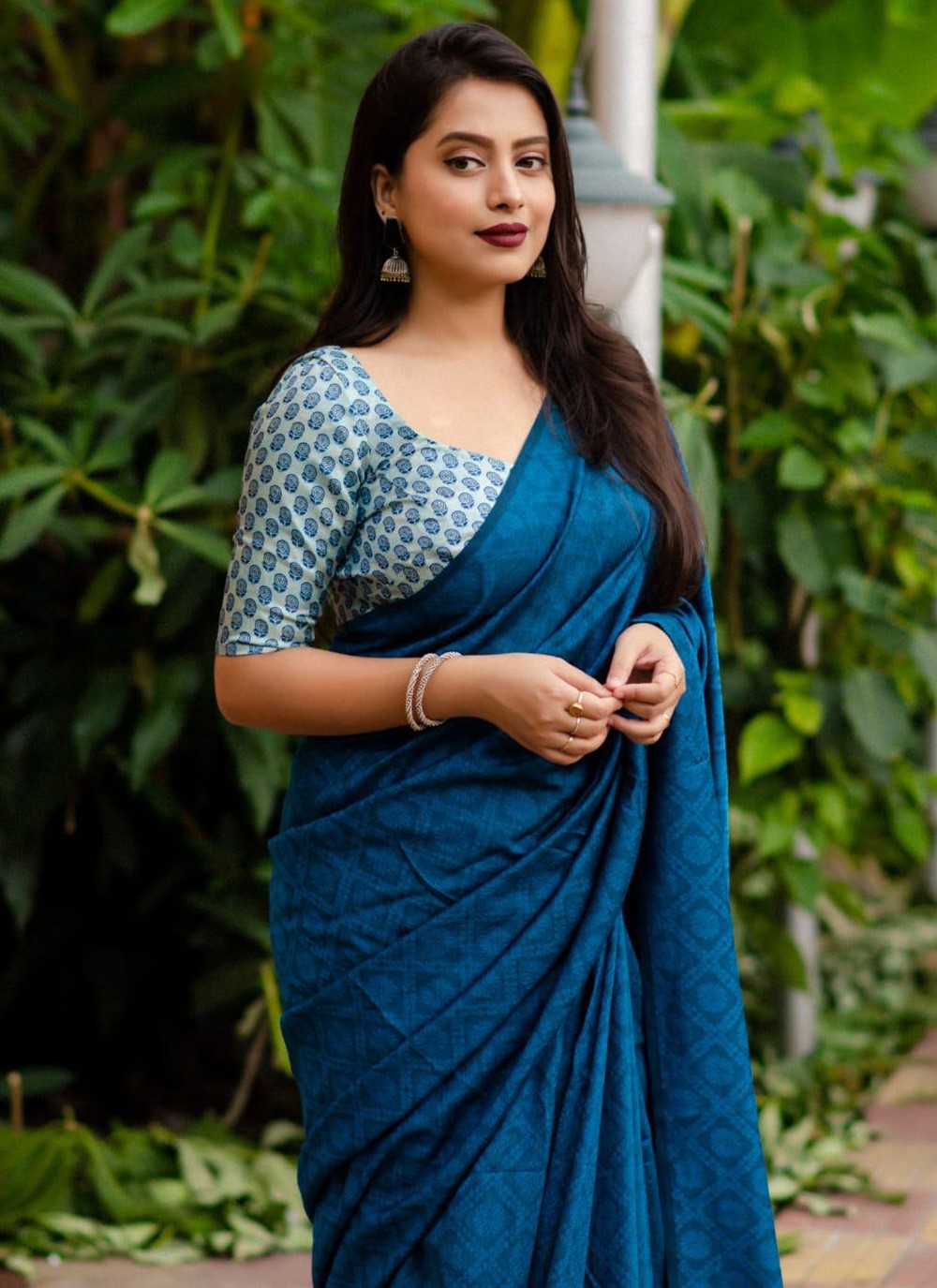 Trendy Fancy Work Chiffon Saree - S5752