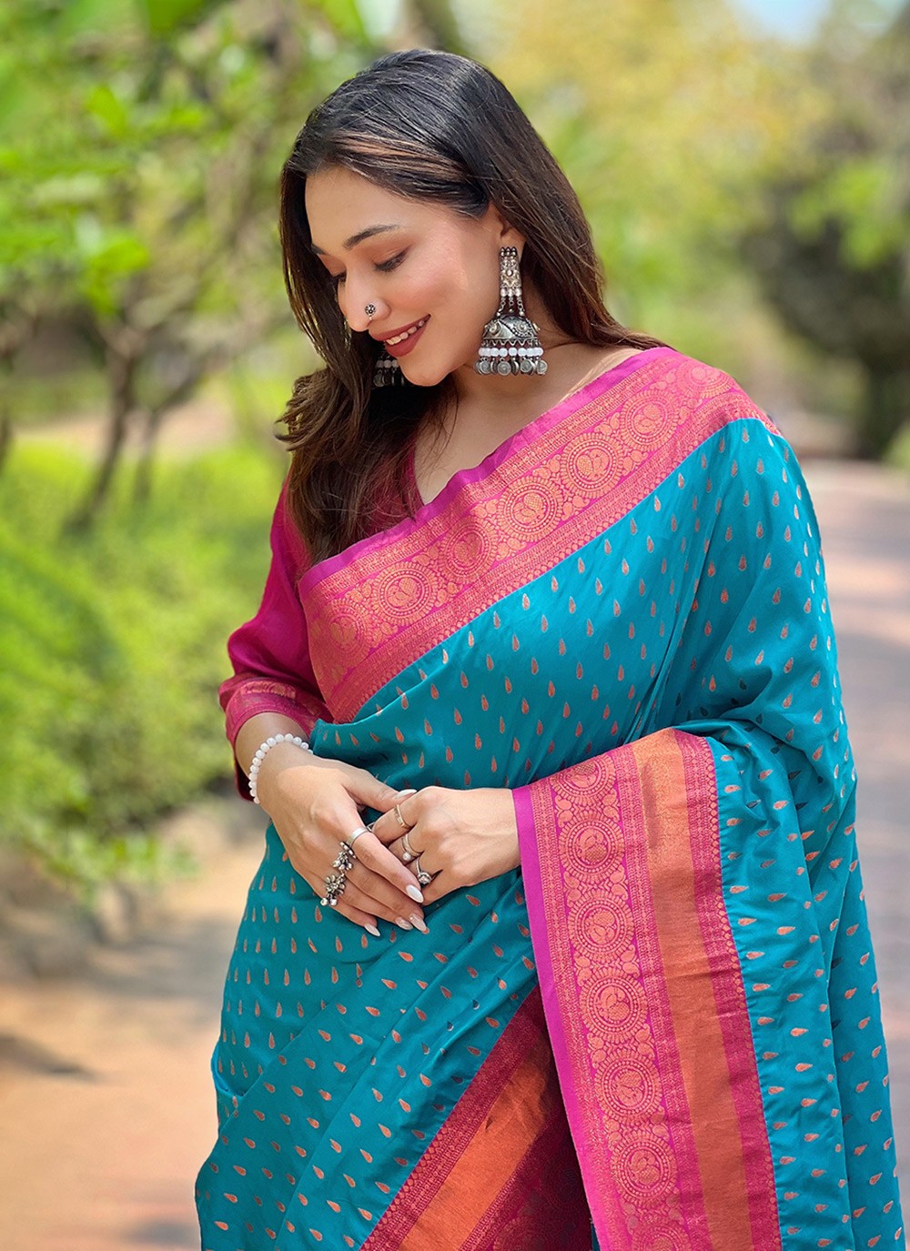 Contemporary Woven Silk Saree - S9938