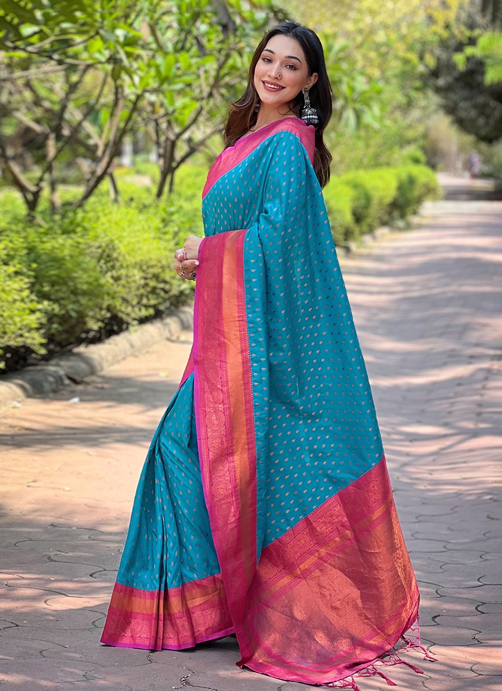 Contemporary Woven Silk Saree - S9938